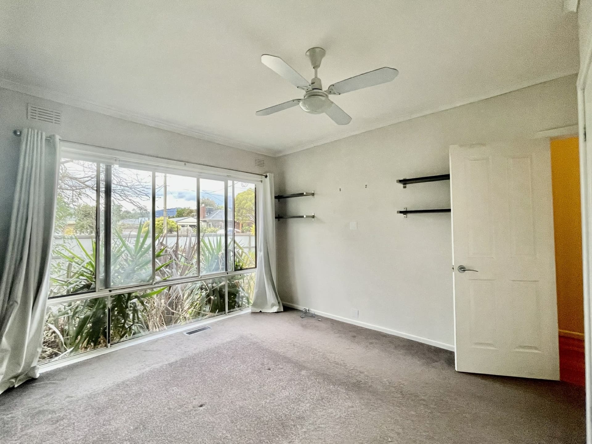 14 Piperita Road Ferntree Gully VIC, Ferntree Gully - Thumbnail 8