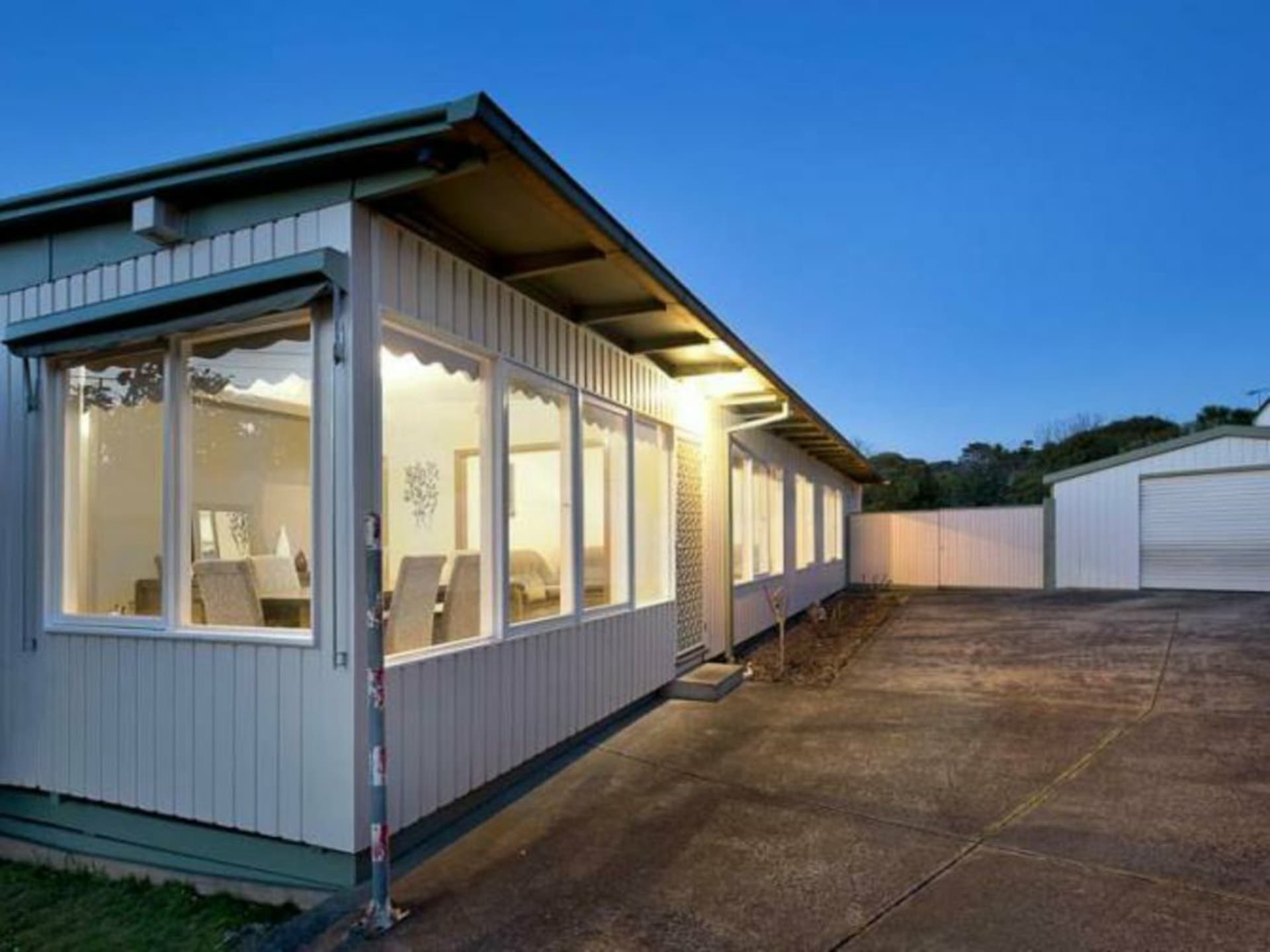 12 Colorado Court Ferntree Gully VIC, Ferntree Gully - Thumbnail 2