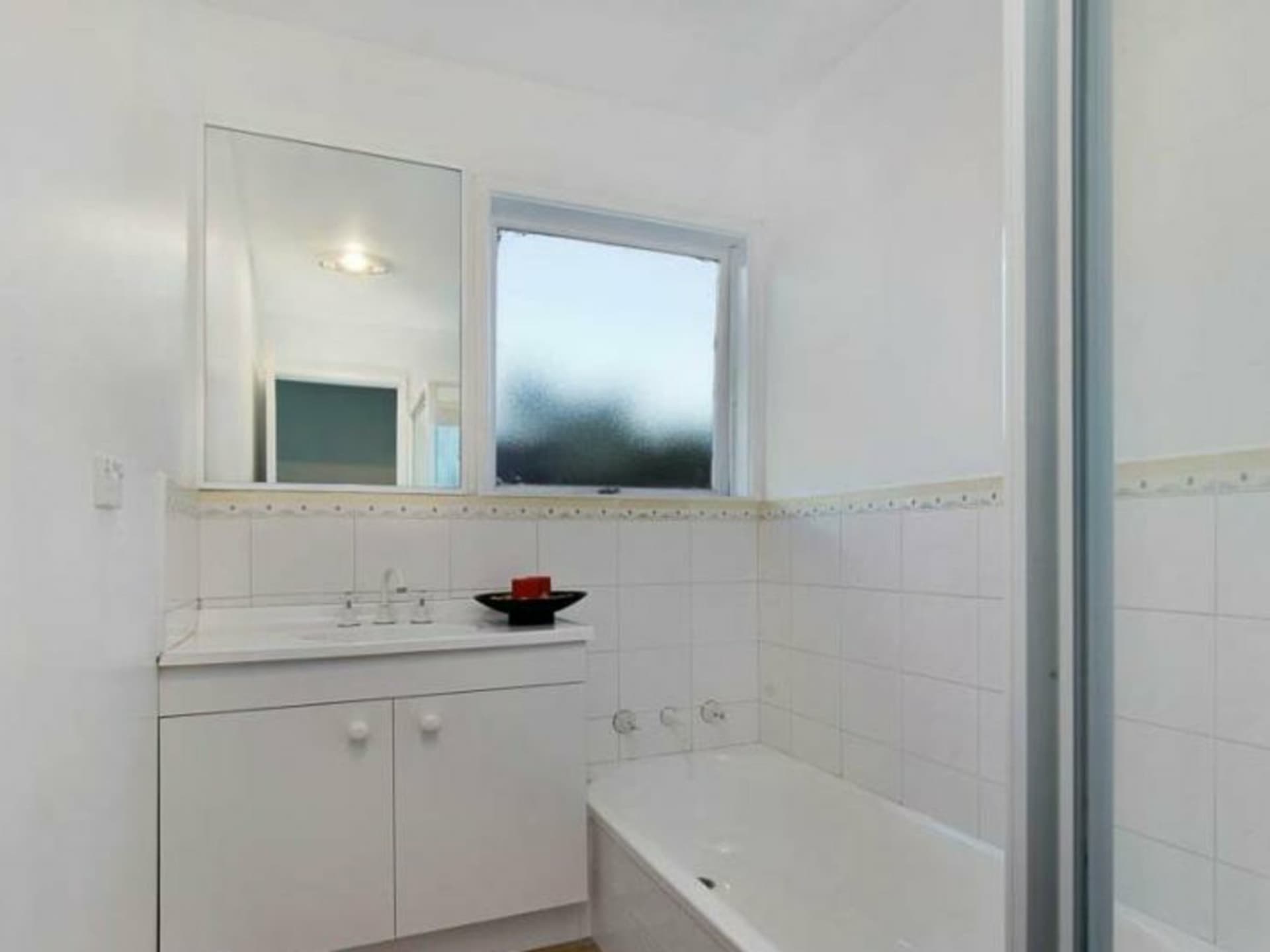 12 Colorado Court Ferntree Gully VIC, Ferntree Gully - Thumbnail 5