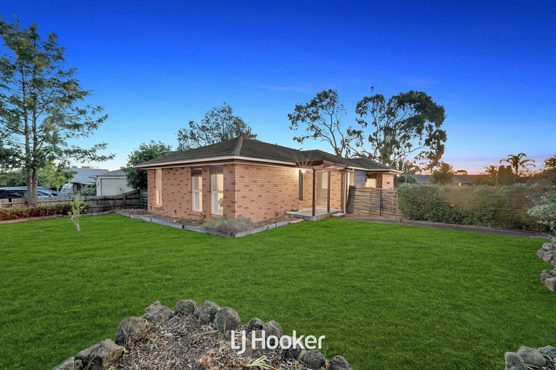 1 Scenic Court Ferntree Gully VIC, Ferntree Gully - Thumbnail 2