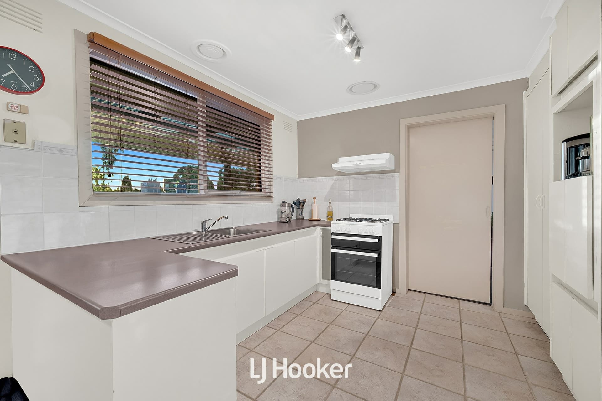 1 Scenic Court Ferntree Gully VIC, Ferntree Gully - Thumbnail 6