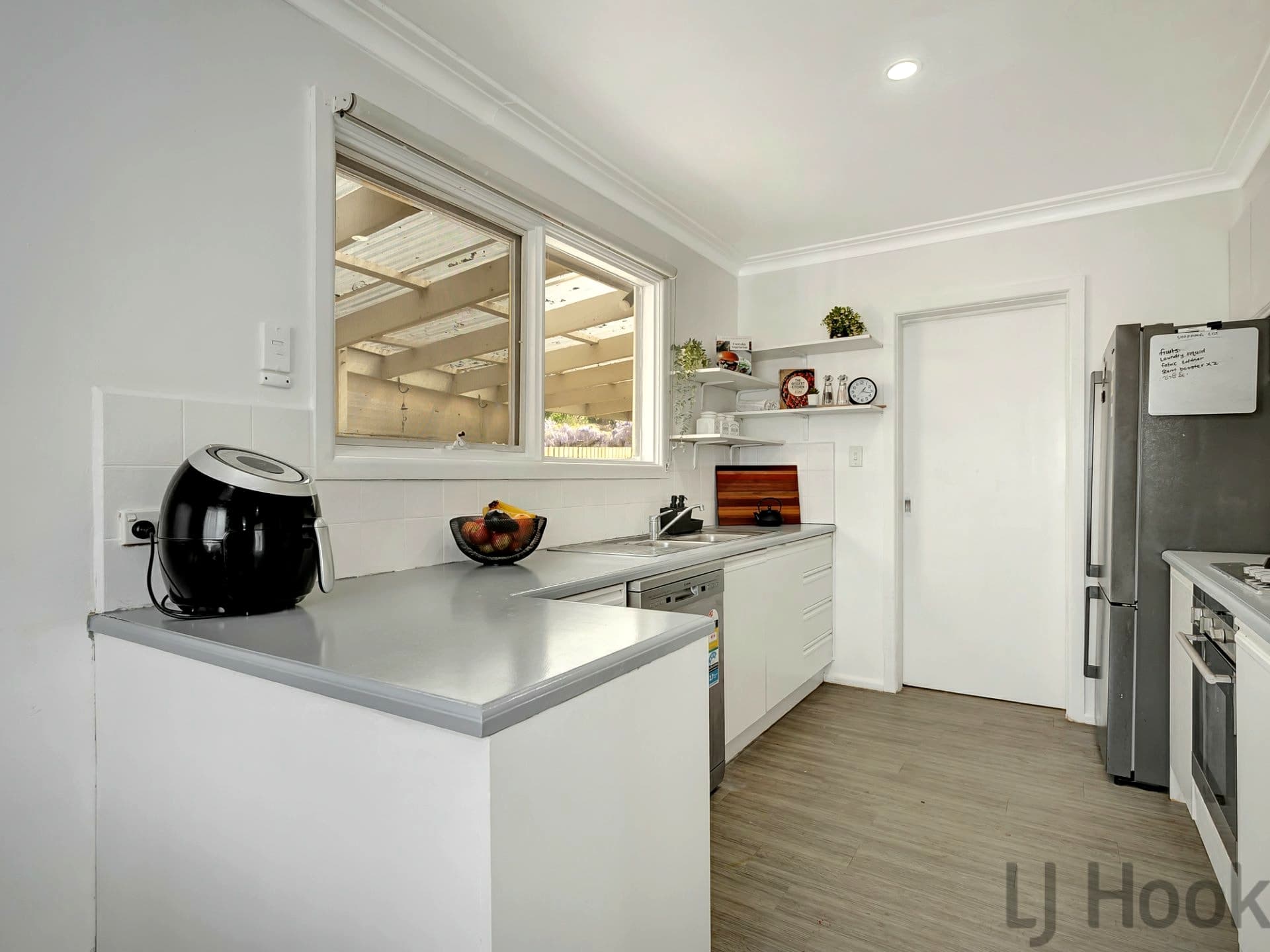 24 Gaydon Street Ferntree Gully VIC, Ferntree Gully - Thumbnail 5