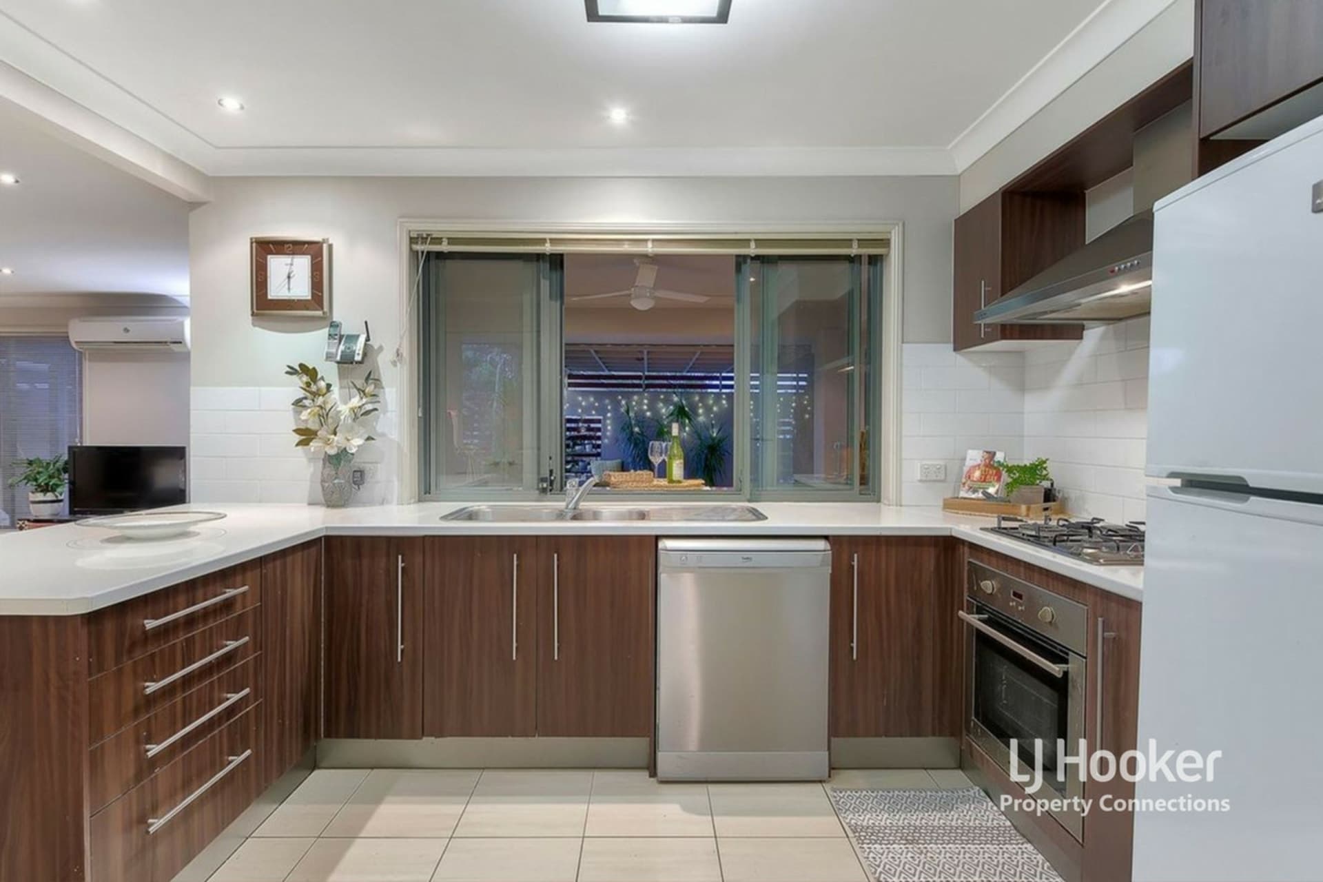 85 Caribou Crescent Fitzgibbon QLD, Fitzgibbon - Thumbnail 6