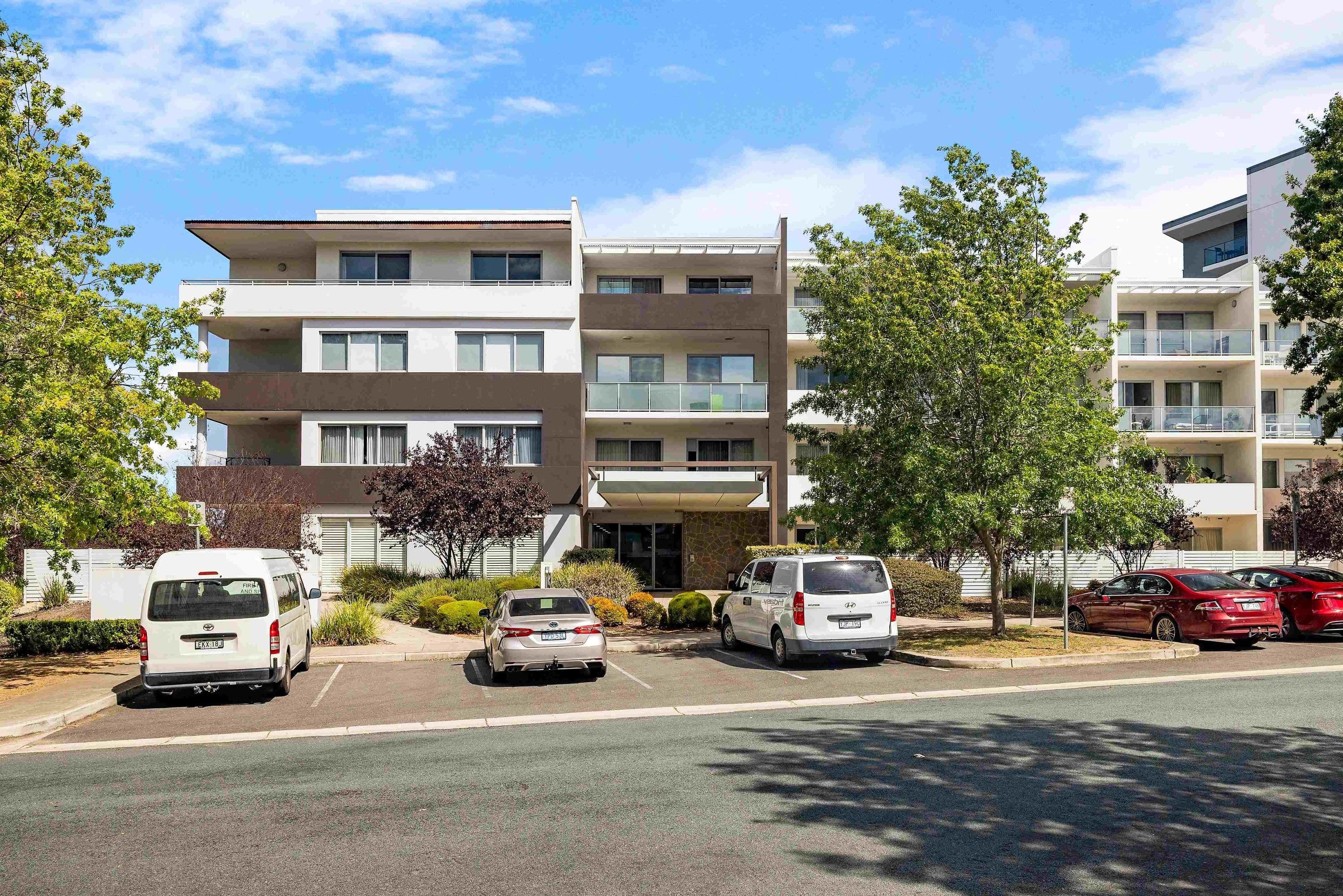 22/76 Leichhardt Street, Griffith - Image 1