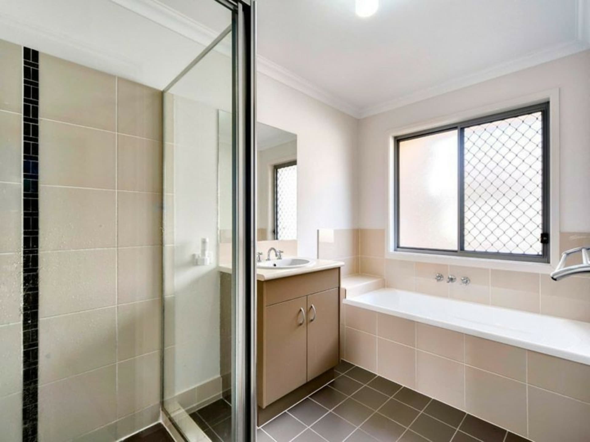 6 Yamba Close Fitzgibbon QLD, Fitzgibbon - Image 1