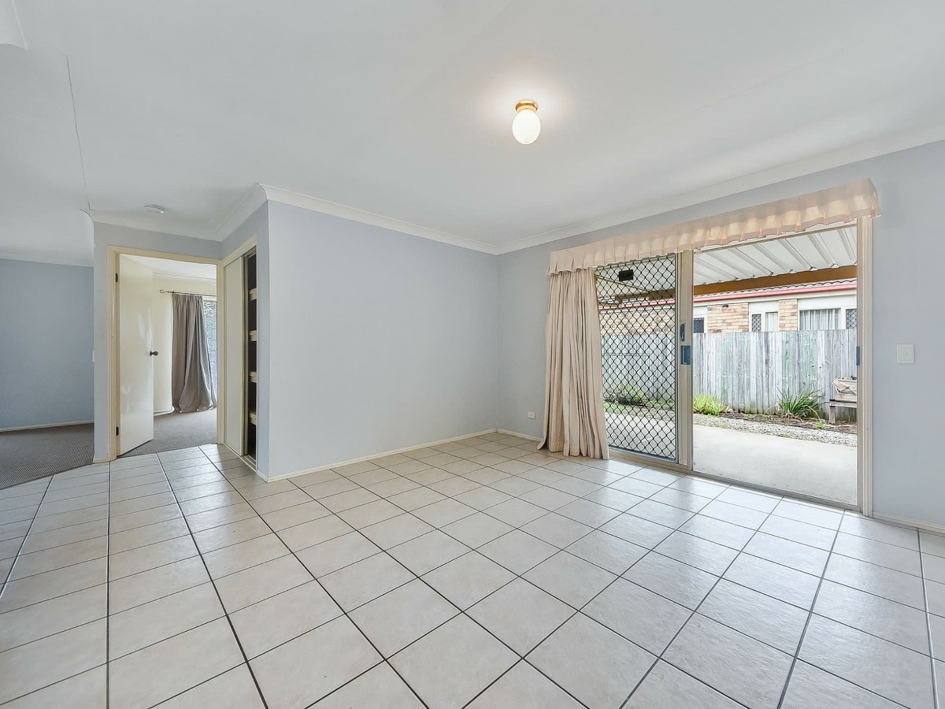 26 Rose Crescent Fitzgibbon QLD, Fitzgibbon - Thumbnail 5