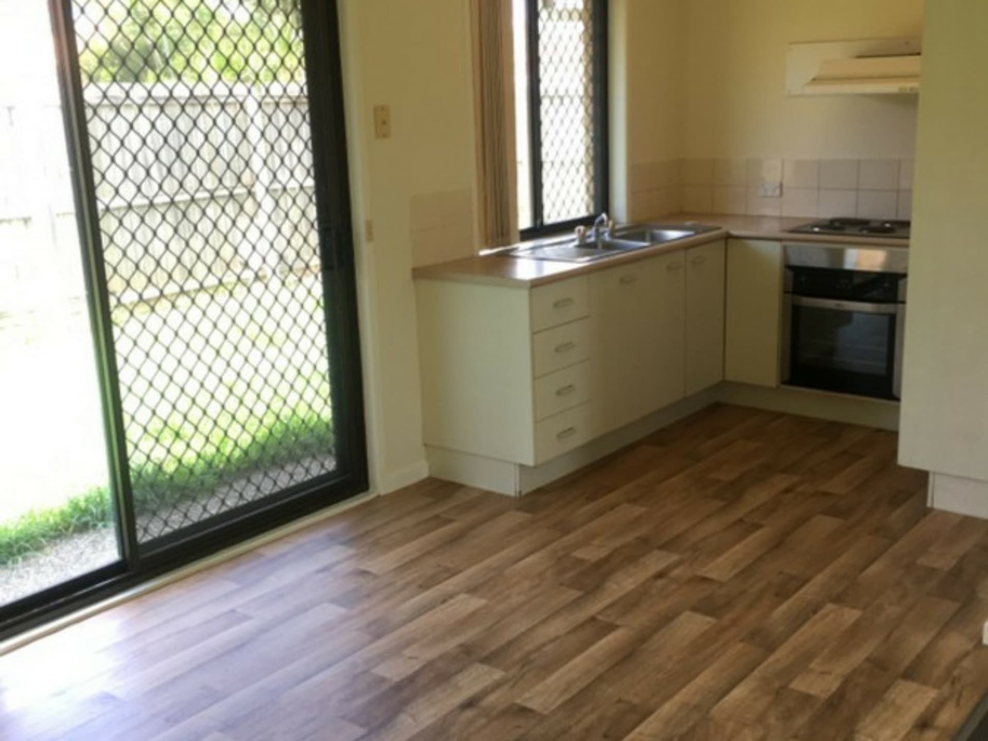 8 Applegum Place Fitzgibbon QLD, Fitzgibbon - Thumbnail 4