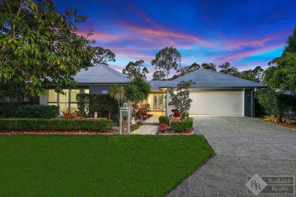 8 Clyde Court, WAKERLEY QLD 4154, Wakerley - Thumbnail 2