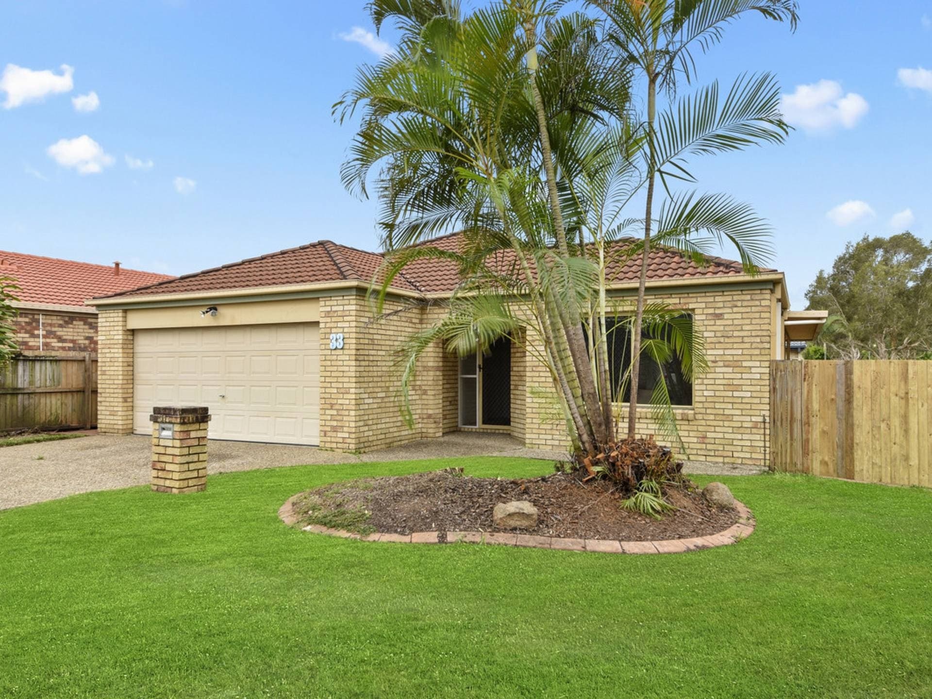 33 Rose Crescent Fitzgibbon QLD, Fitzgibbon - Thumbnail 3