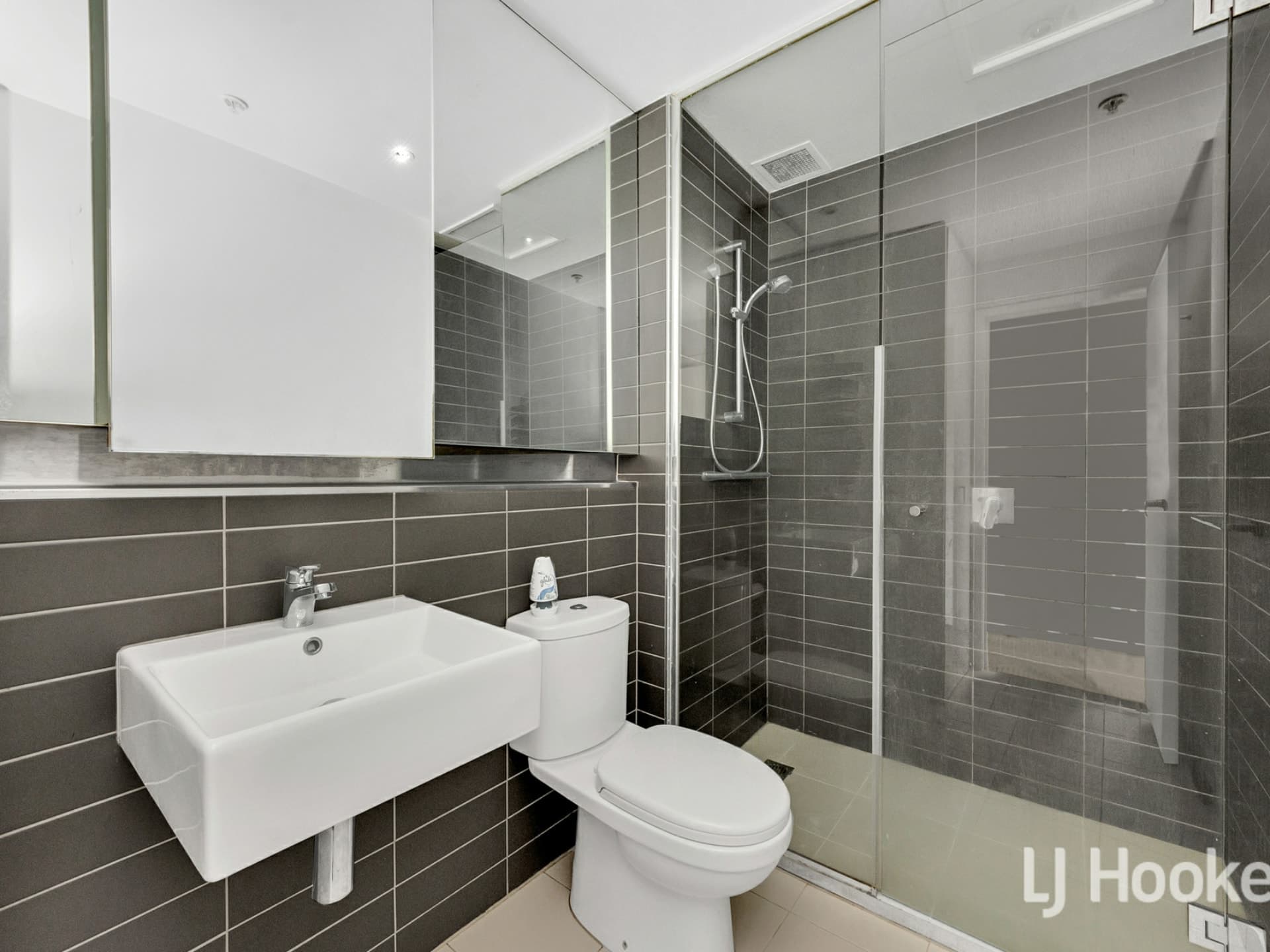 203A/10 Droop Street Footscray VIC, Footscray - Thumbnail 6