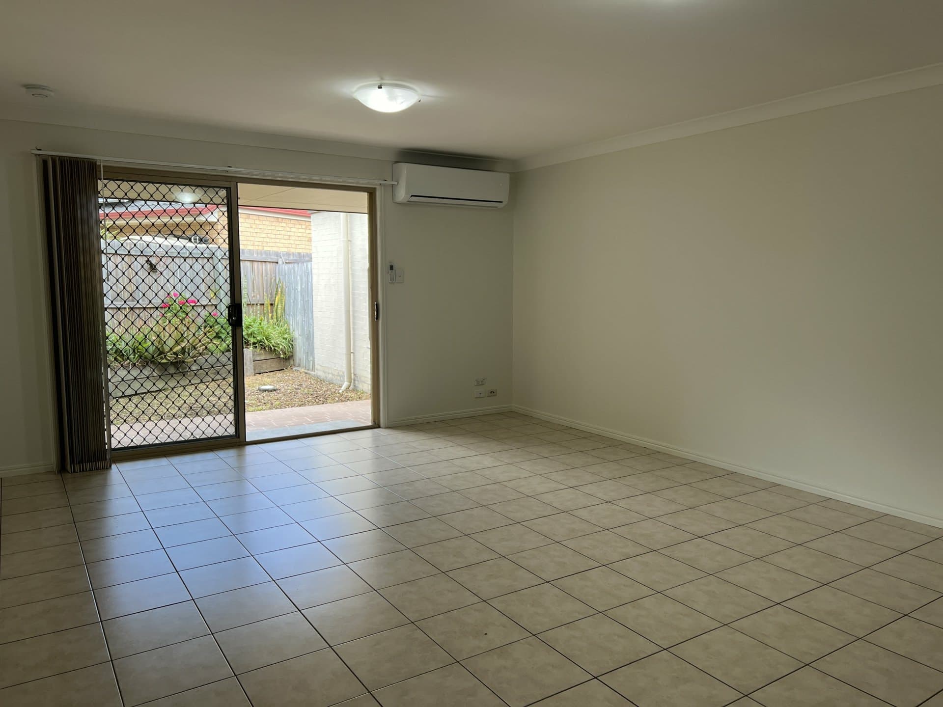 Unit 1/112 Sanctuary Drive, Forest Lake, Forest Lake - Thumbnail 4