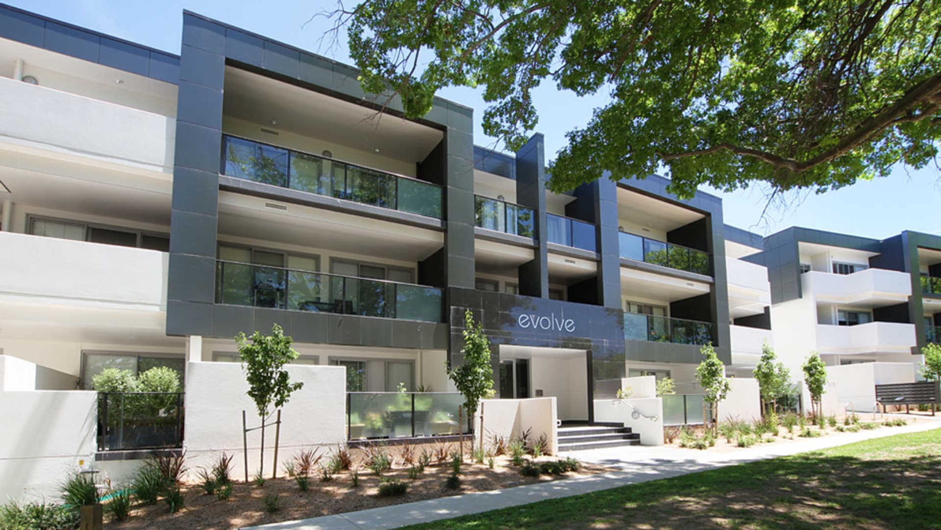 16/14 New South Wales Crescent Forrest ACT, Forrest - Image 1