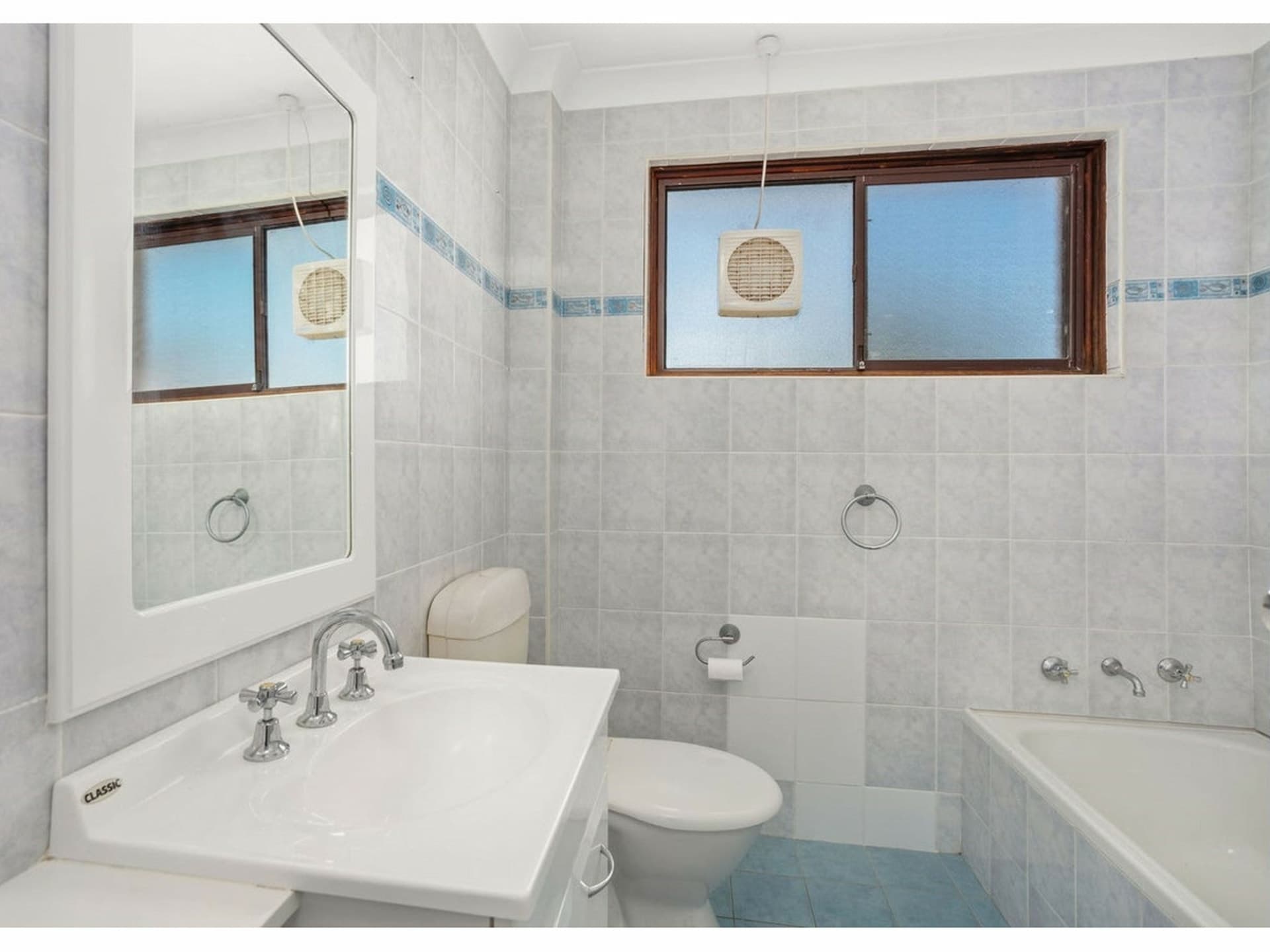 13/64 Little Street, 'Lakeshore Lodge' Forster NSW, Forster - Image 1