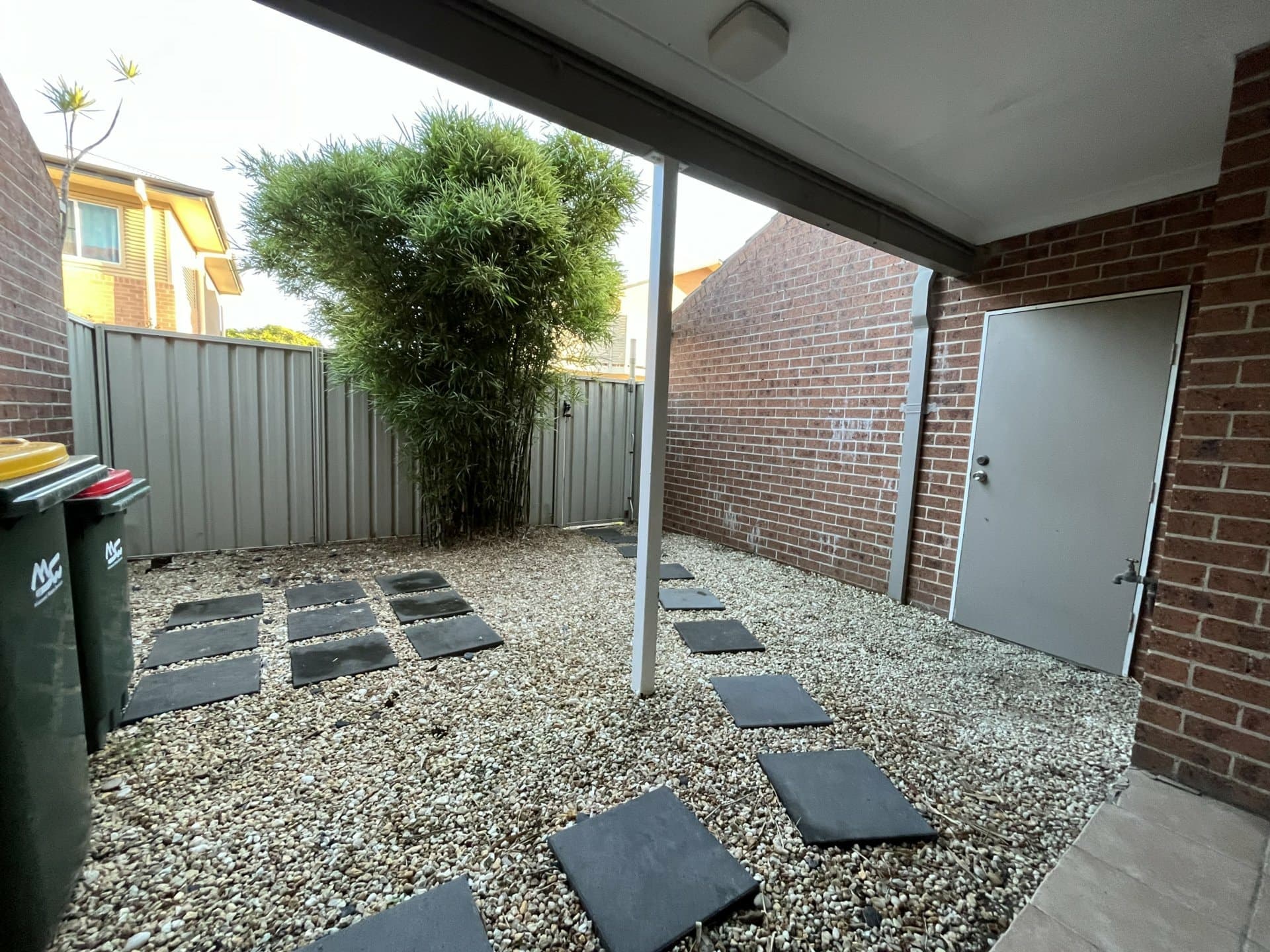 Unit 2/98 Macintosh Street, Forster, Forster - Image 1