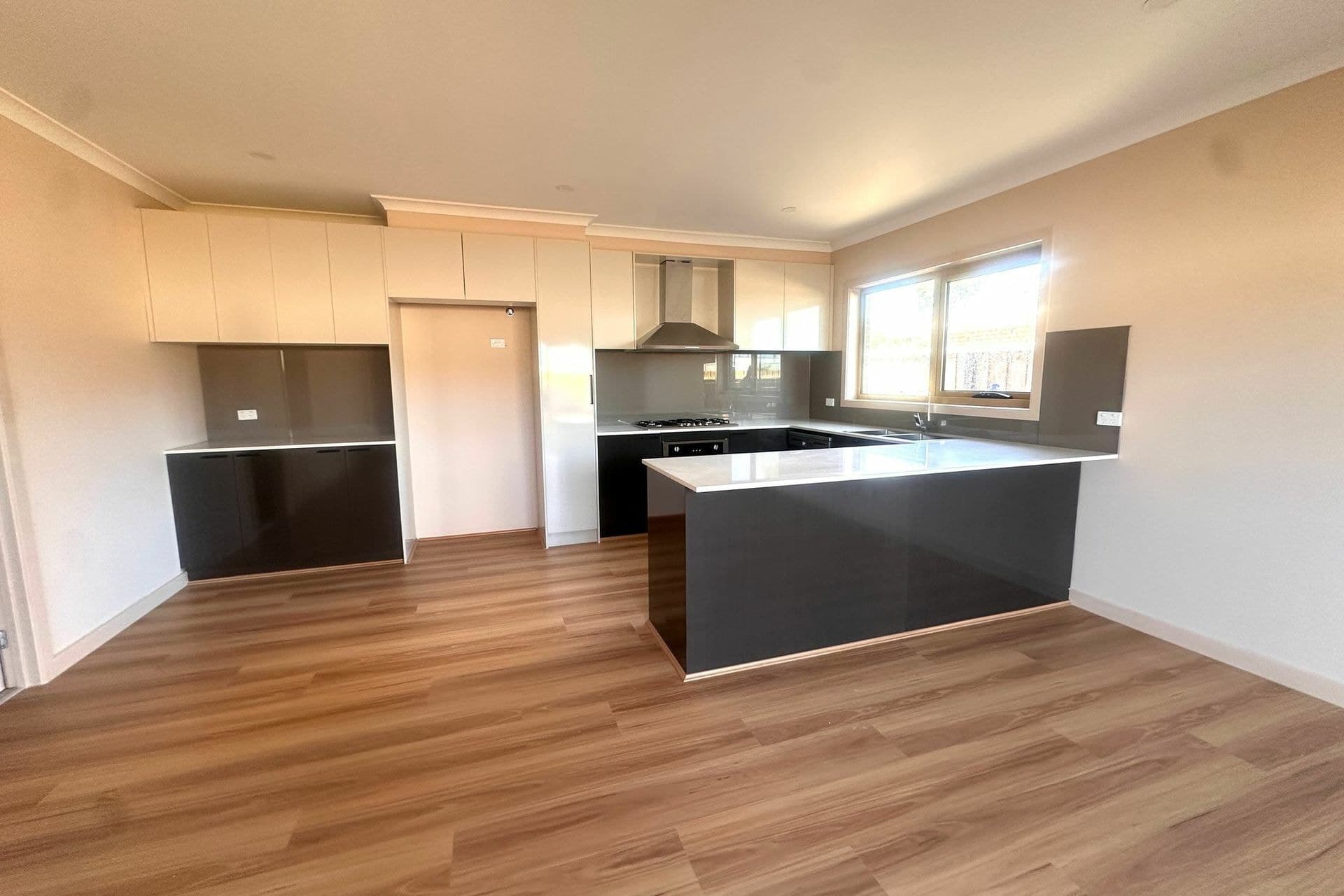 99 Dandenong Road East Frankston VIC, Frankston - Thumbnail 7