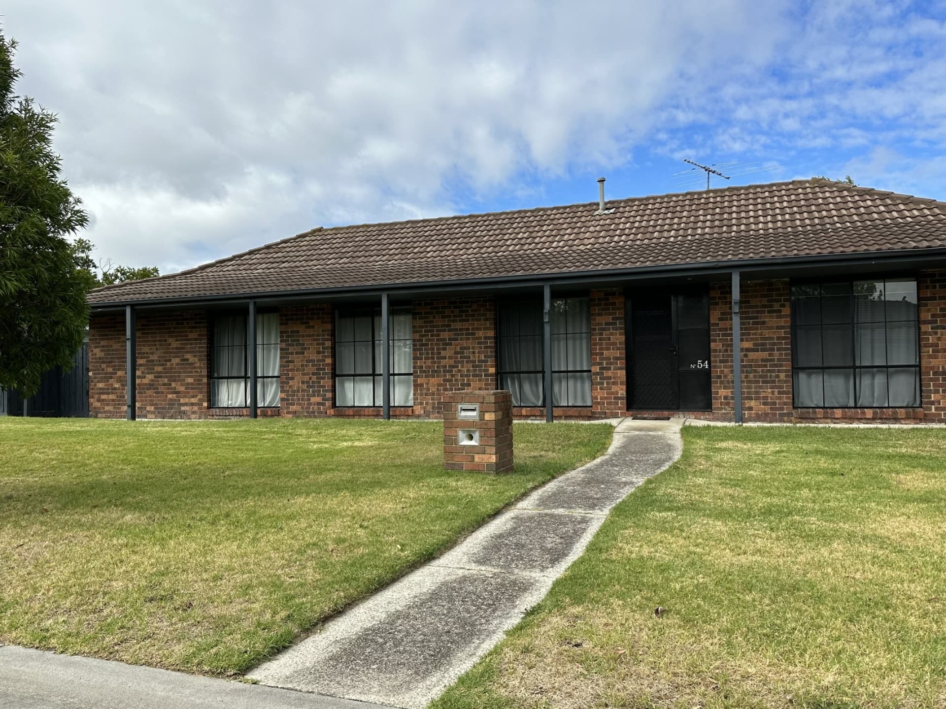 54 Aquarius Drive Frankston VIC, Frankston - Image 1