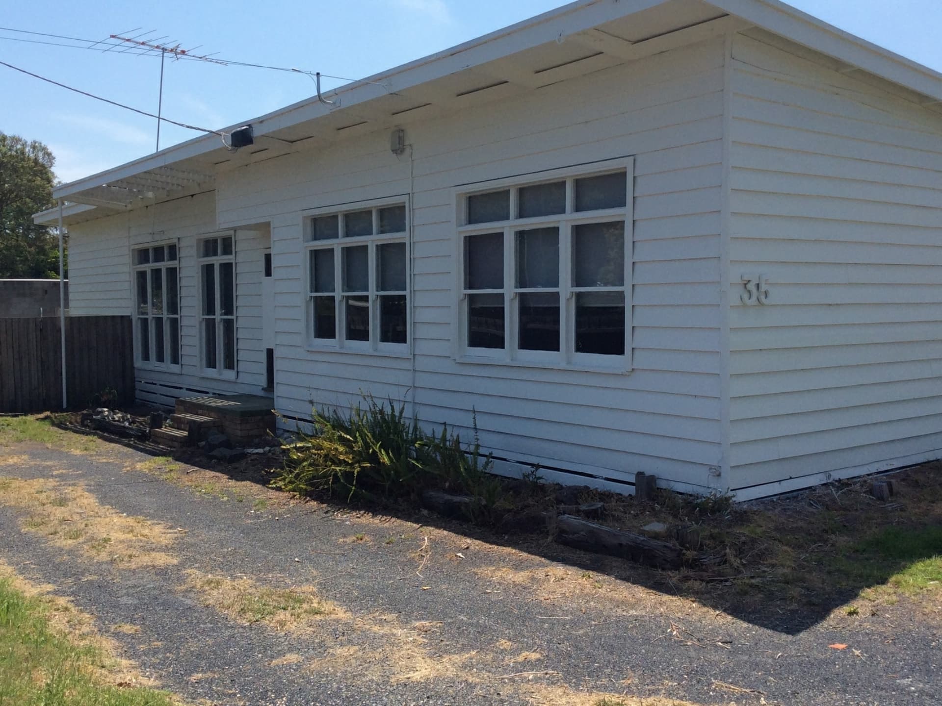 35 Kareela Road Frankston VIC, Frankston - Image 1