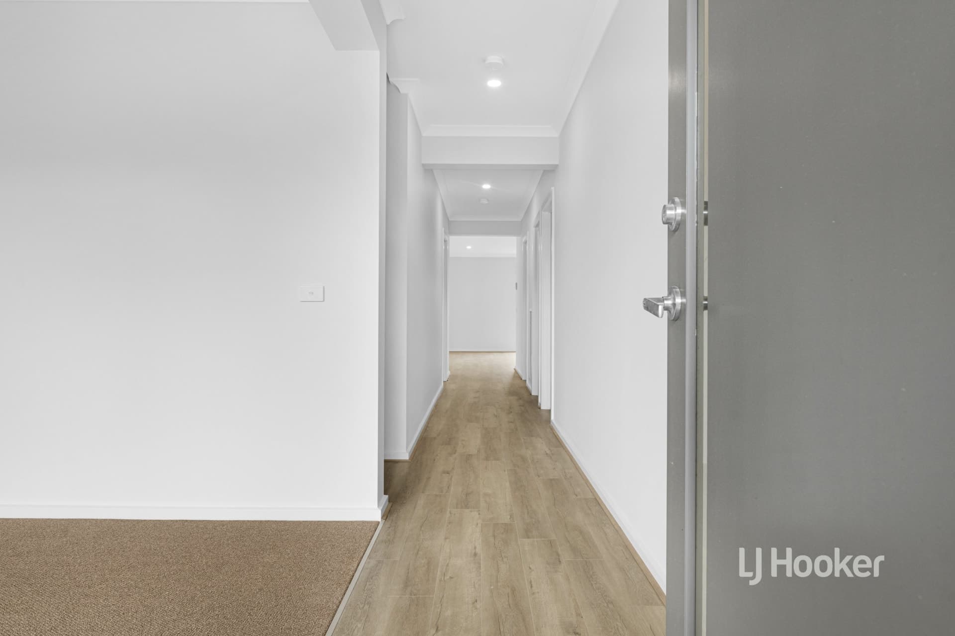 21 Milos Court Fraser Rise VIC, Fraser Rise - Thumbnail 2