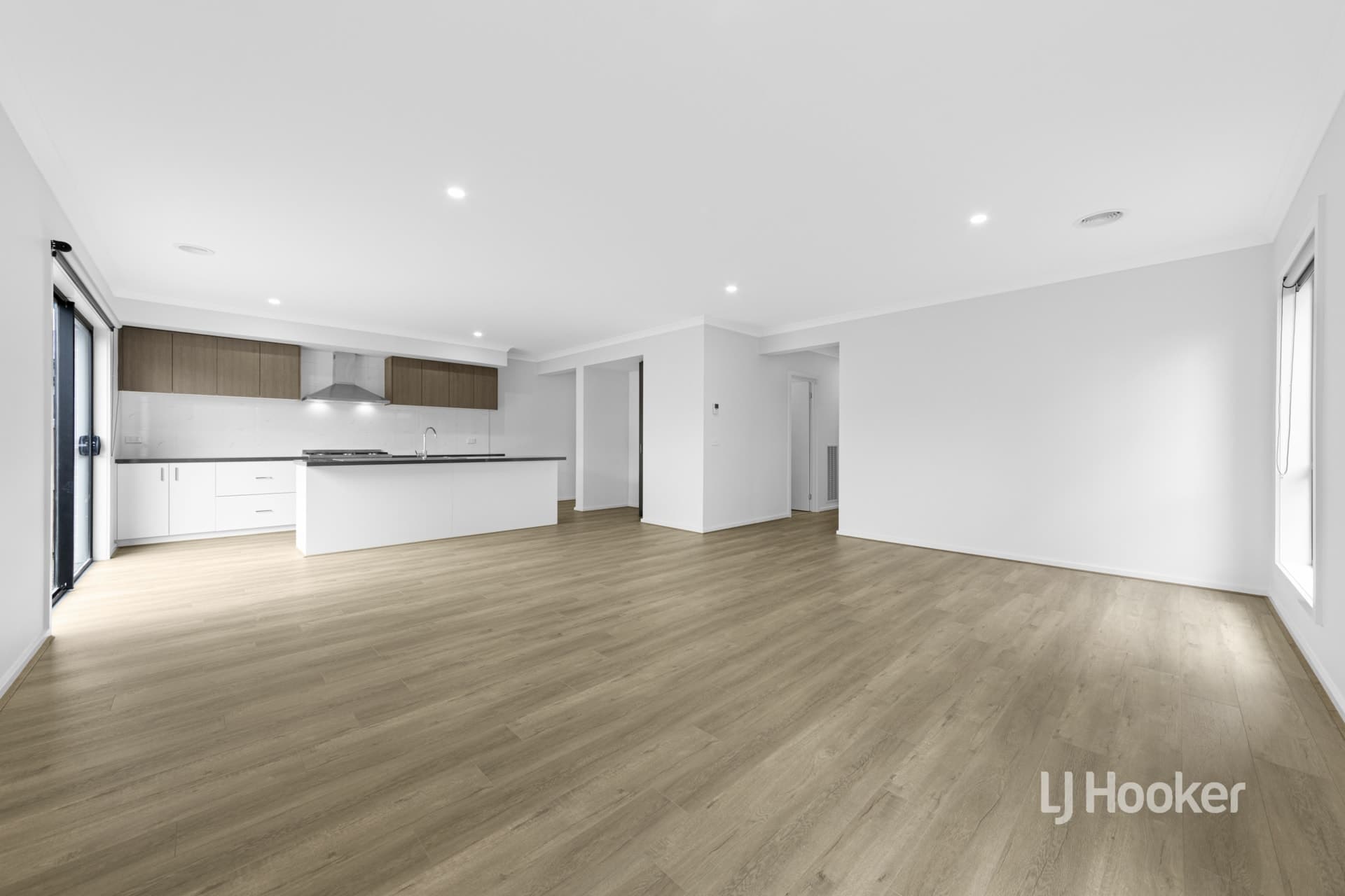 21 Milos Court Fraser Rise VIC, Fraser Rise - Thumbnail 5