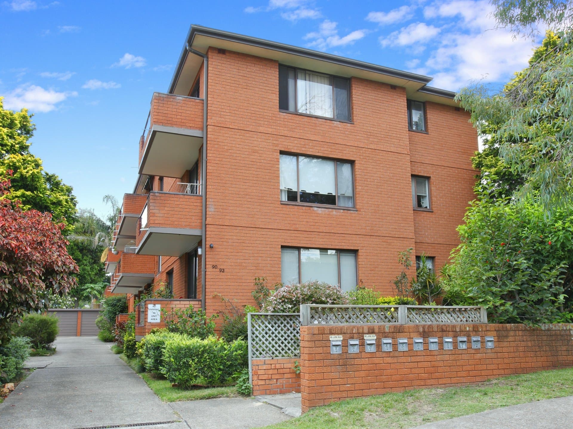 10/90 Wyadra Avenue Freshwater NSW, Freshwater - Image 1