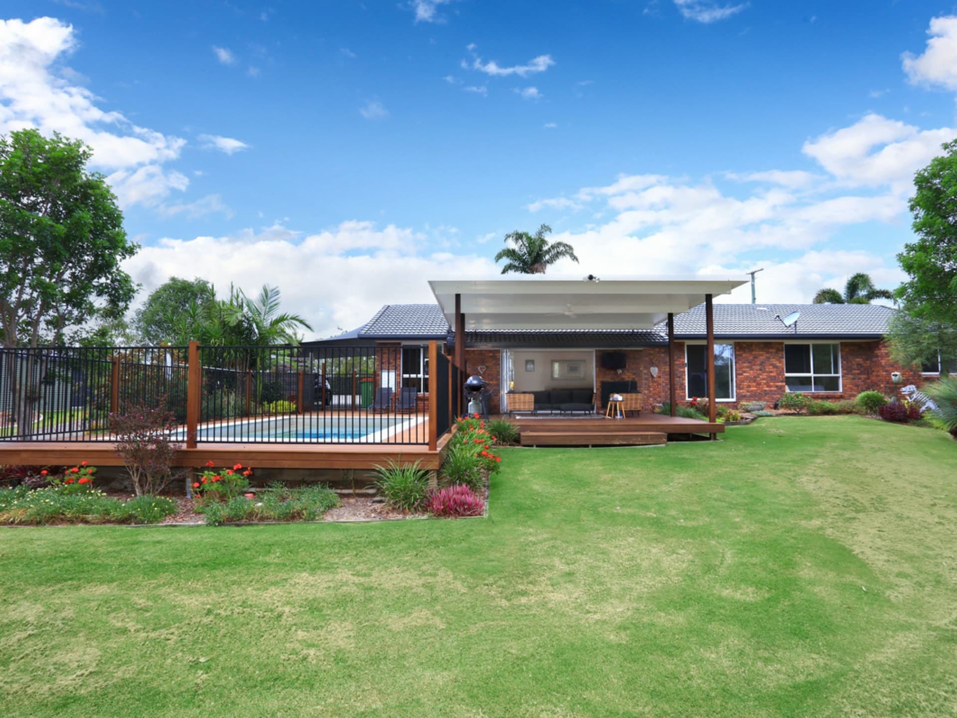 8 Crocus Way Gaven QLD, Gaven - Thumbnail 2