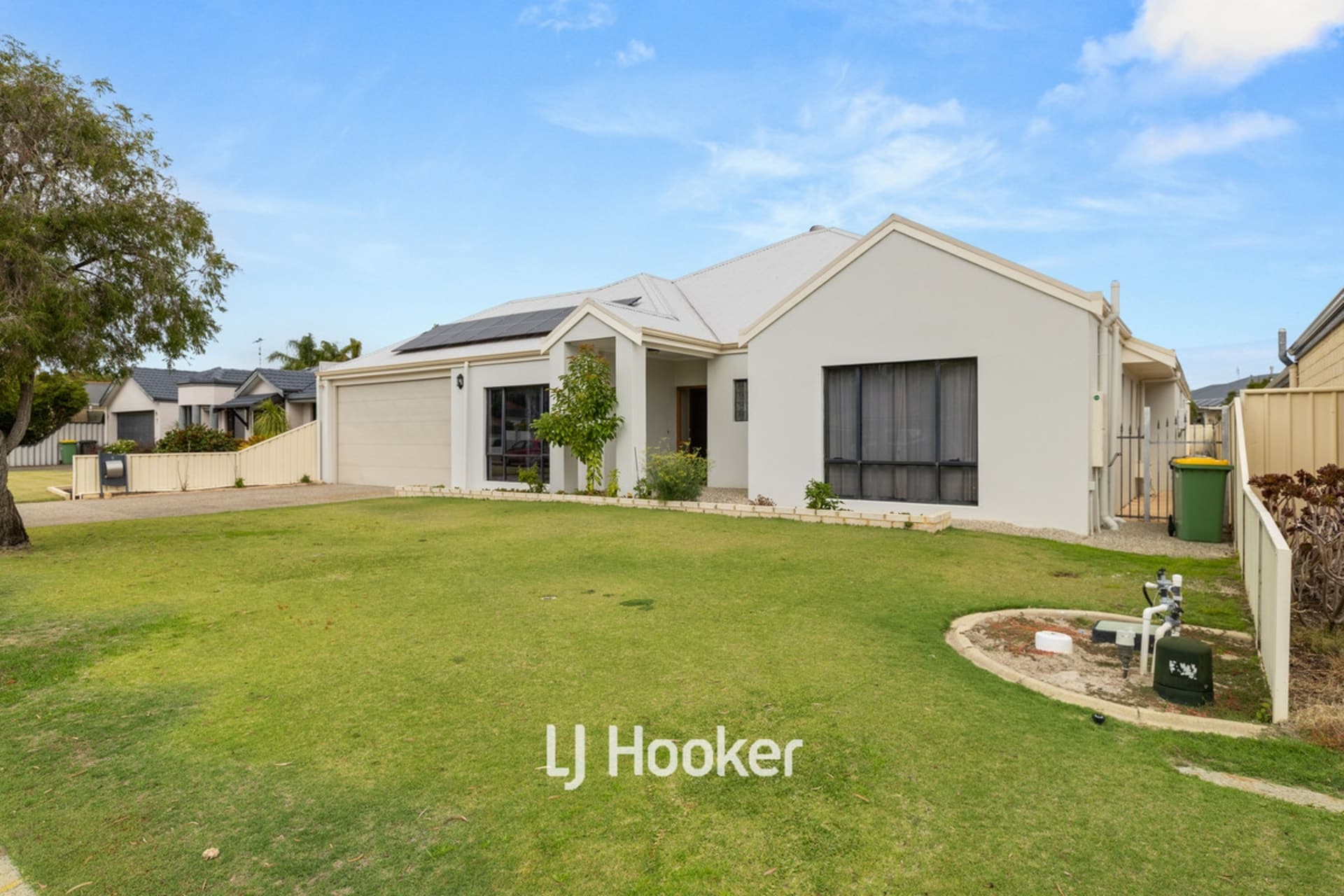 9 Seahorse Crescent Geographe WA, Geographe - Thumbnail 2