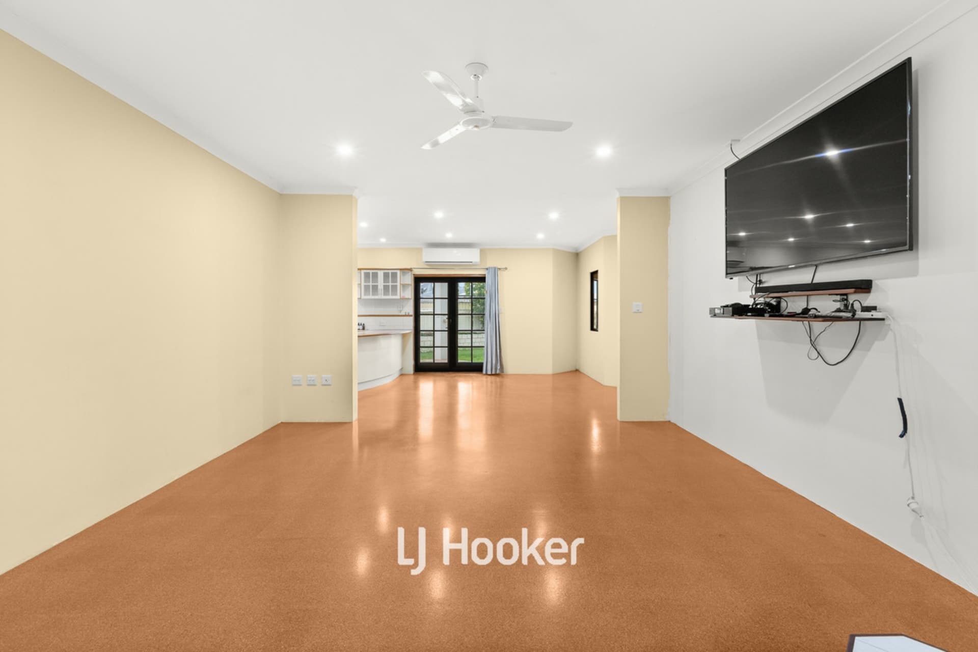 9 Seahorse Crescent Geographe WA, Geographe - Thumbnail 7