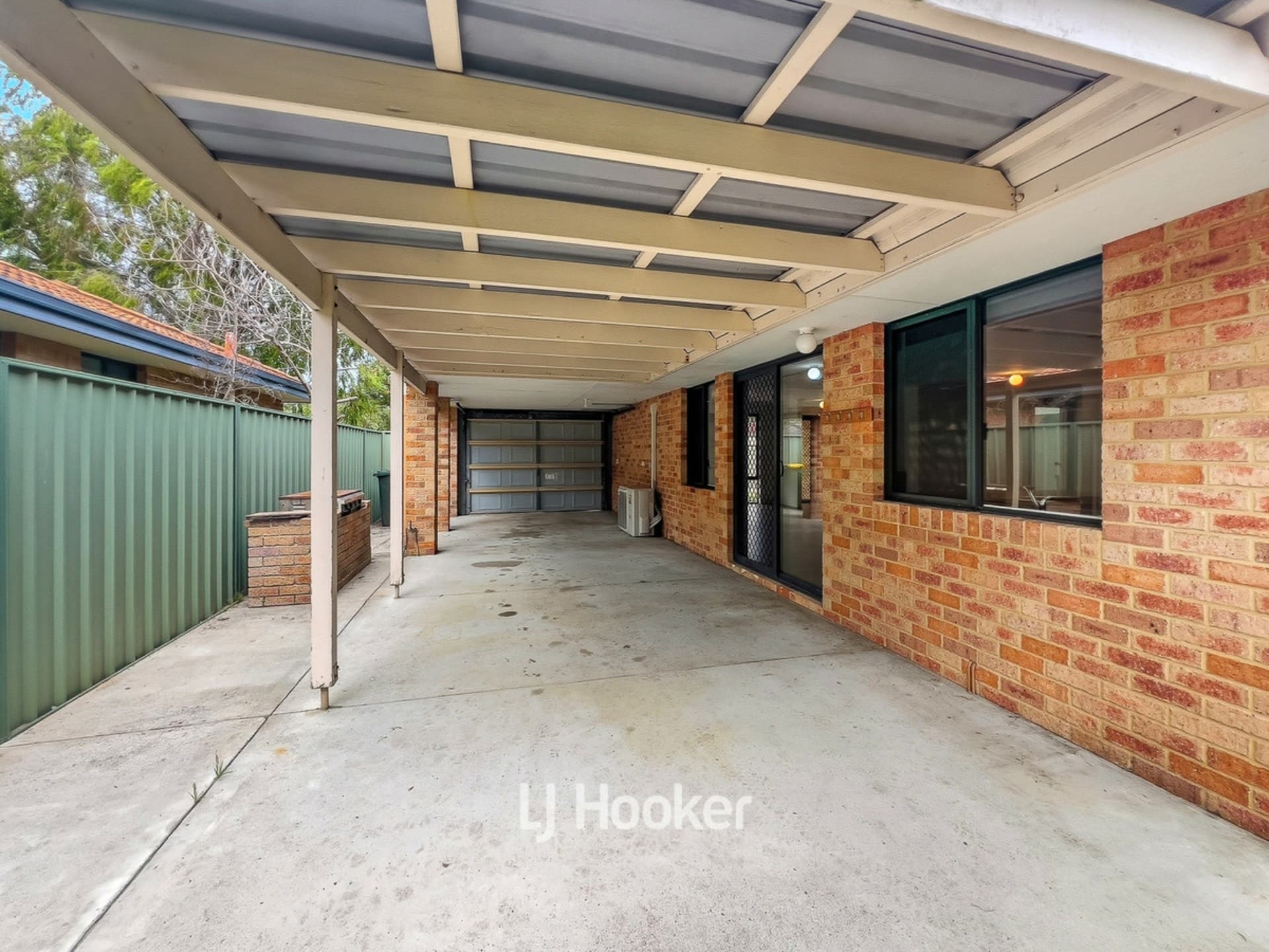 21 Honeyeater Crescent Geographe WA, Geographe - Image 1