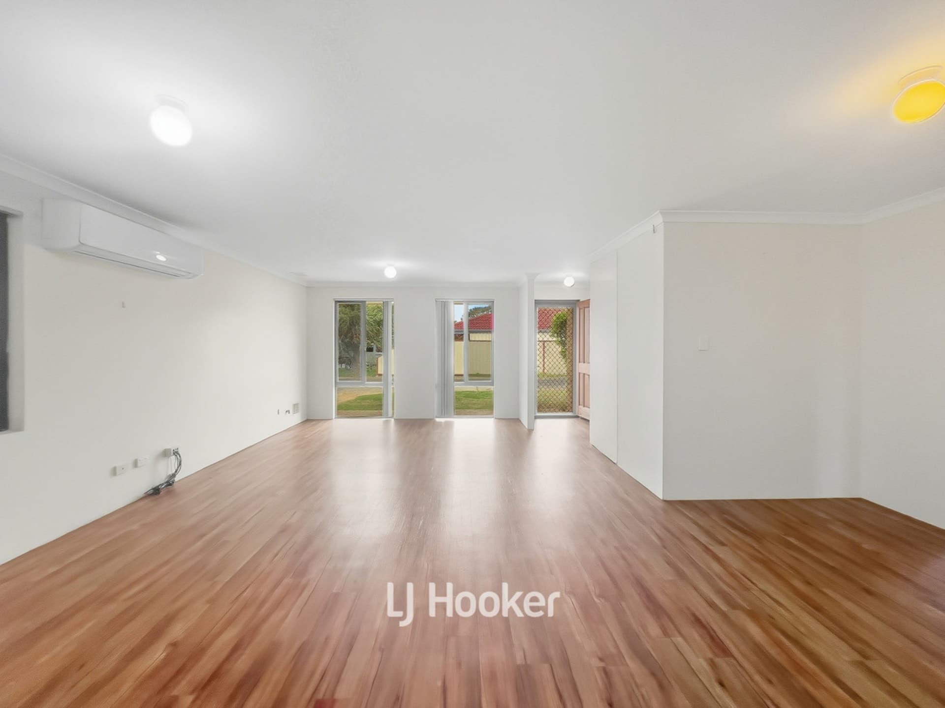 21 Honeyeater Crescent Geographe WA, Geographe - Thumbnail 6