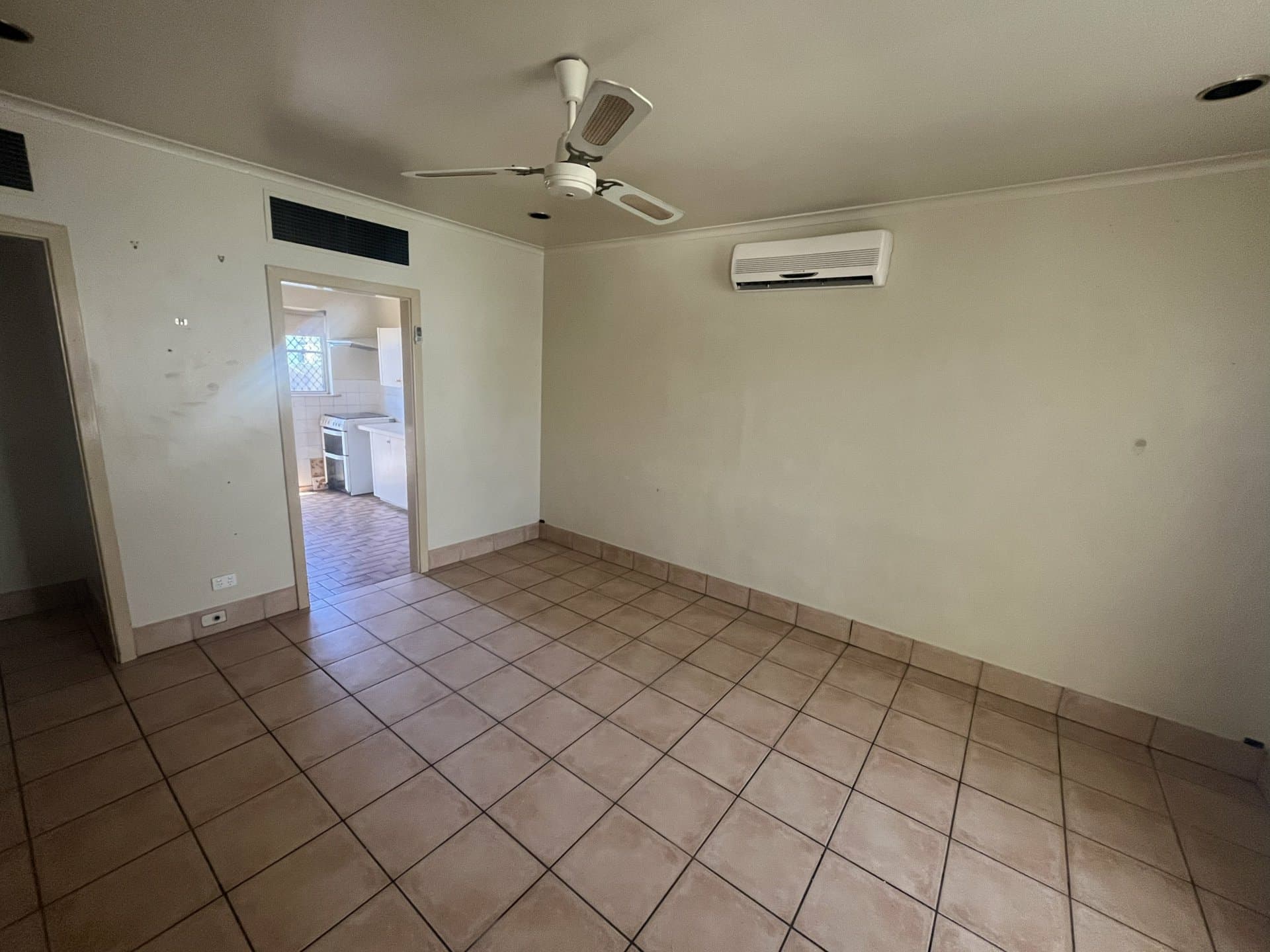 3/15 Gason Street Gillen NT, Gillen - Thumbnail 2