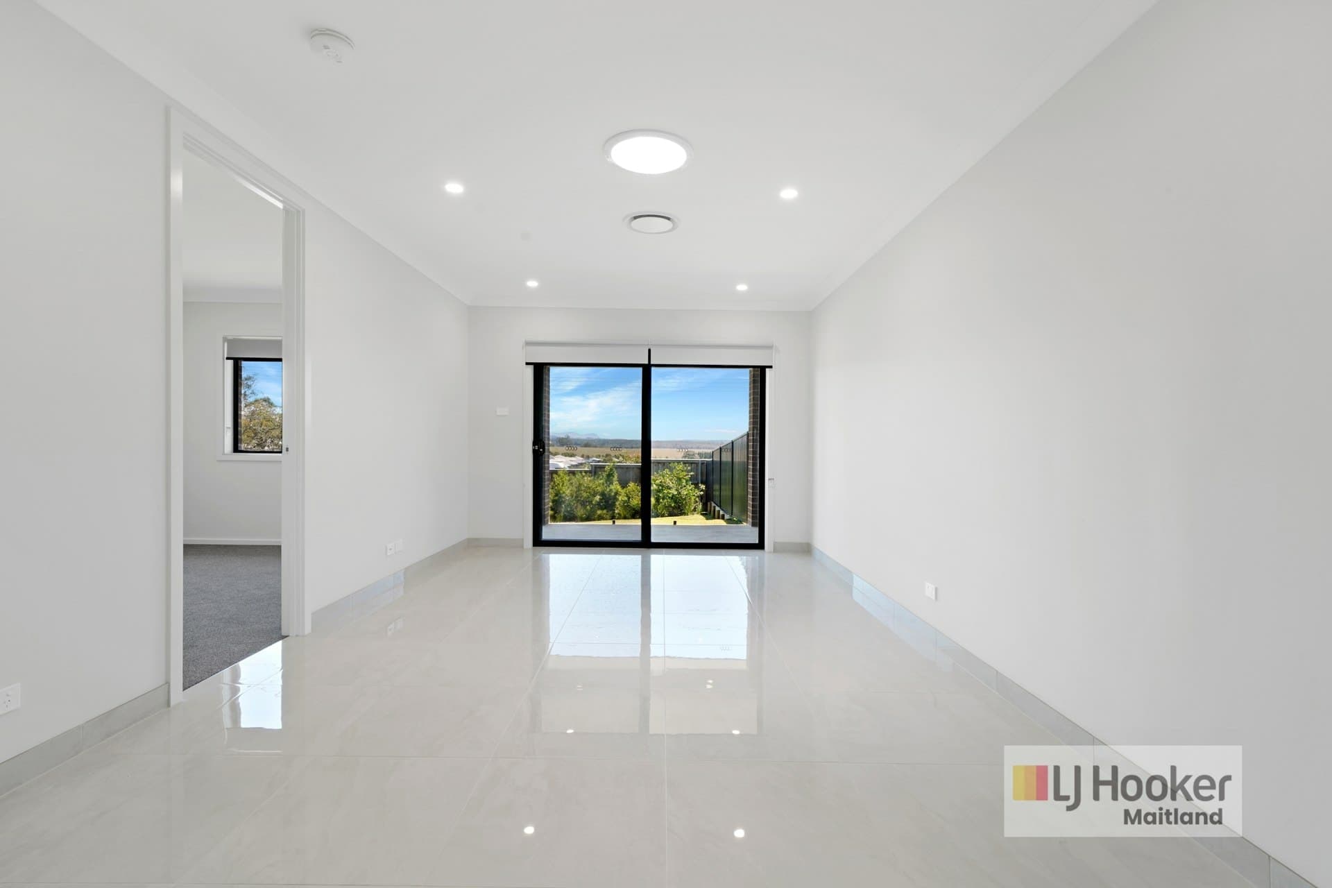 30 Camelia Street Gillieston Heights NSW, Gillieston Heights - Thumbnail 2