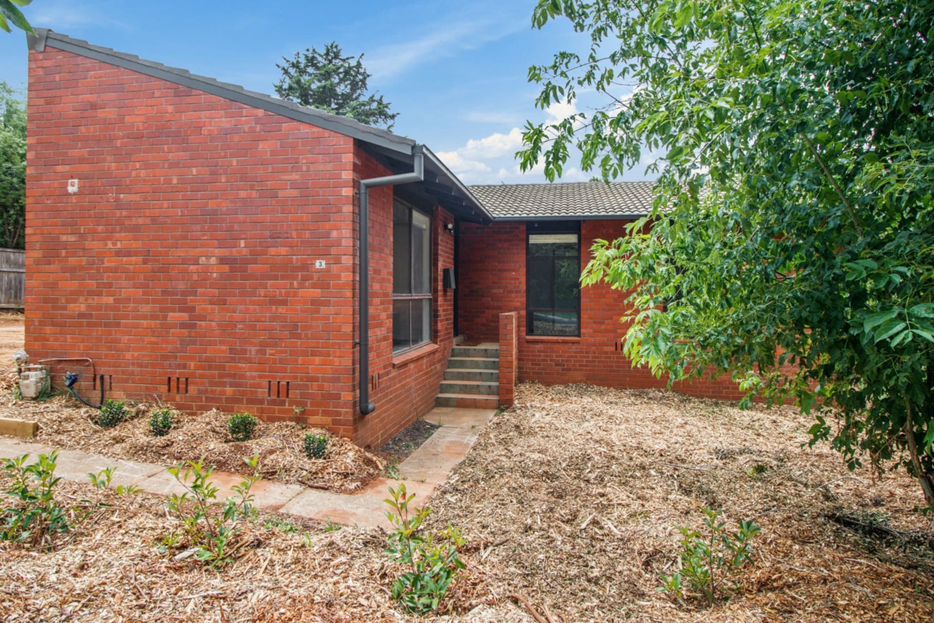 3 Palana Place Giralang ACT, Giralang - Thumbnail 2