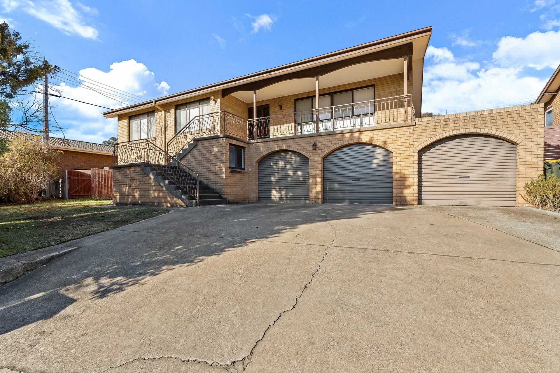175 Chuculba Street Giralang ACT, Giralang - Thumbnail 2