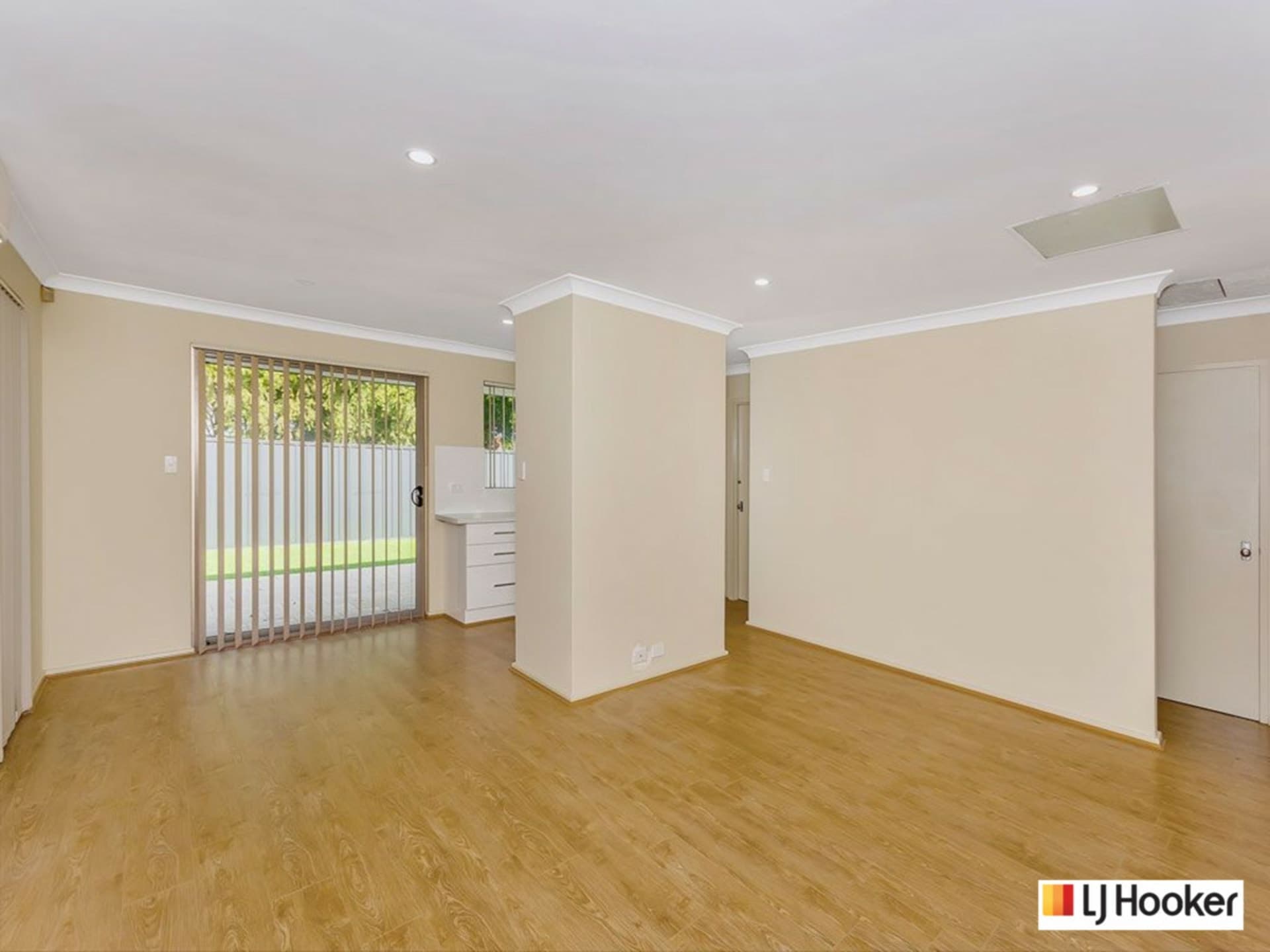 18 Chataway Road Girrawheen WA, Girrawheen - Thumbnail 4