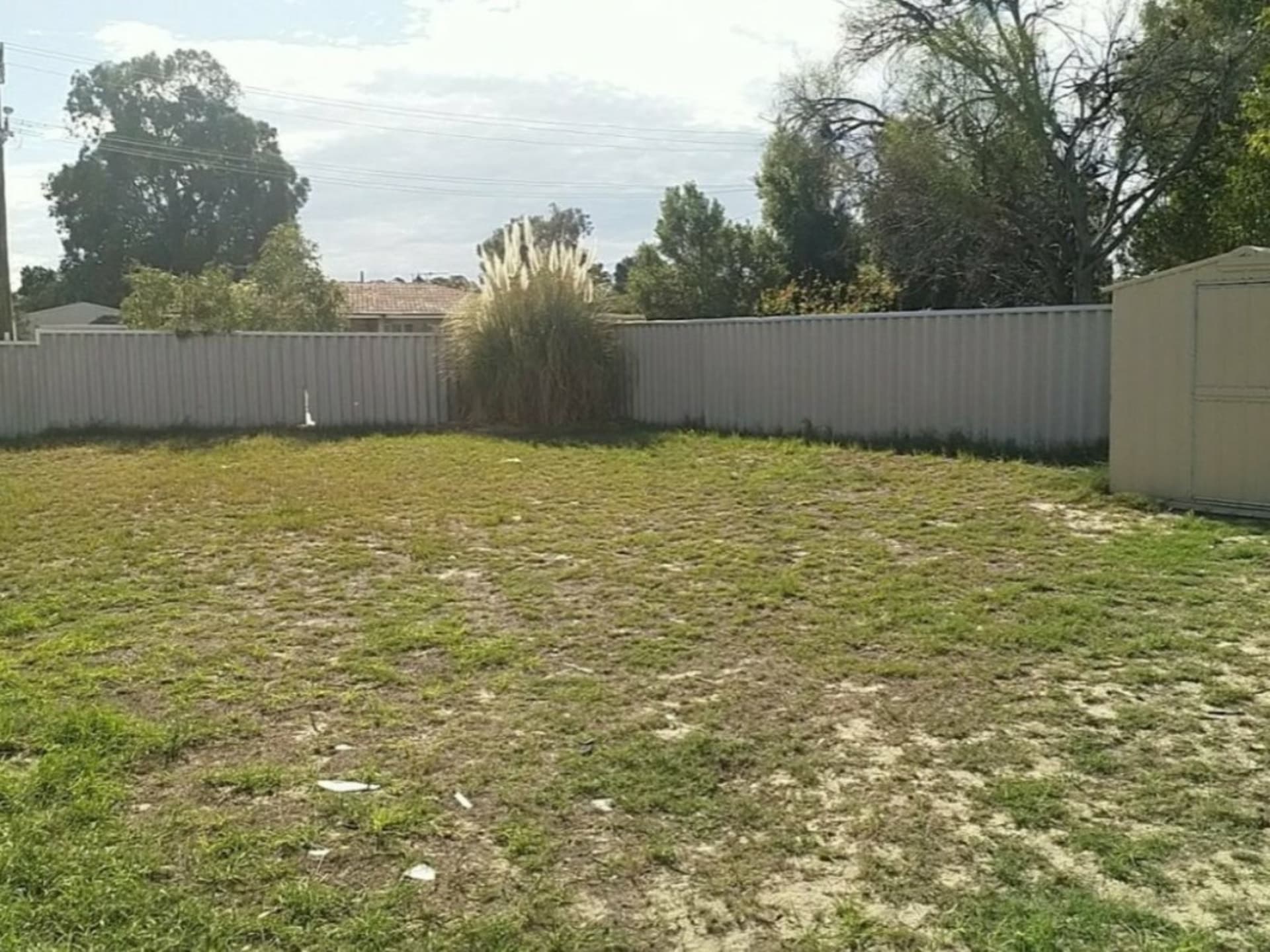 8 Hainsworth Ave Girrawheen WA, Girrawheen - Image 1