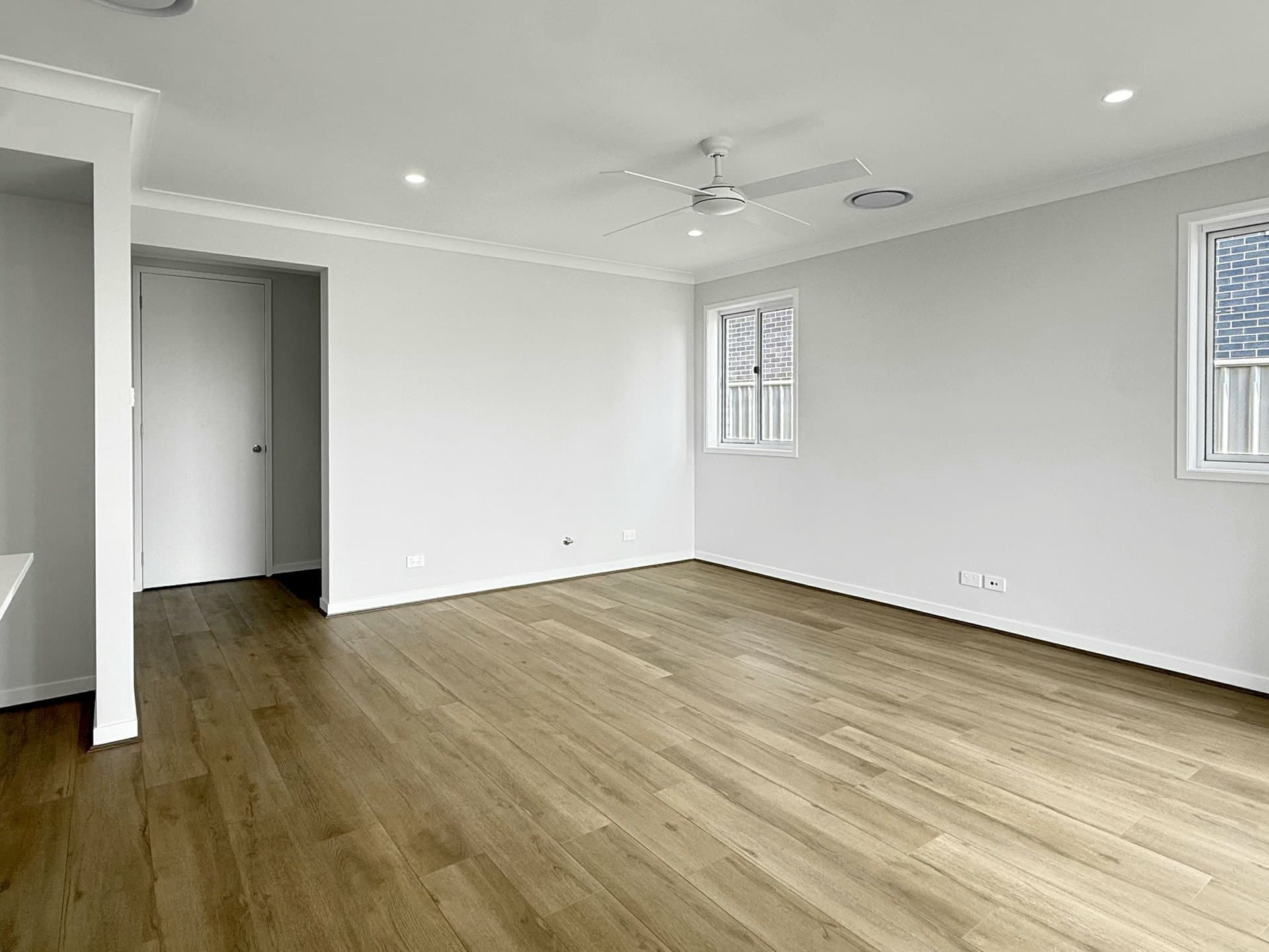 33 Belgravia Avenue Gledswood Hills NSW, Gledswood Hills - Thumbnail 5