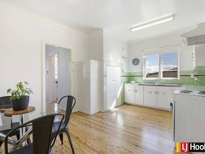 28 Pitt Street Glen Innes NSW, Glen Innes - Thumbnail 3