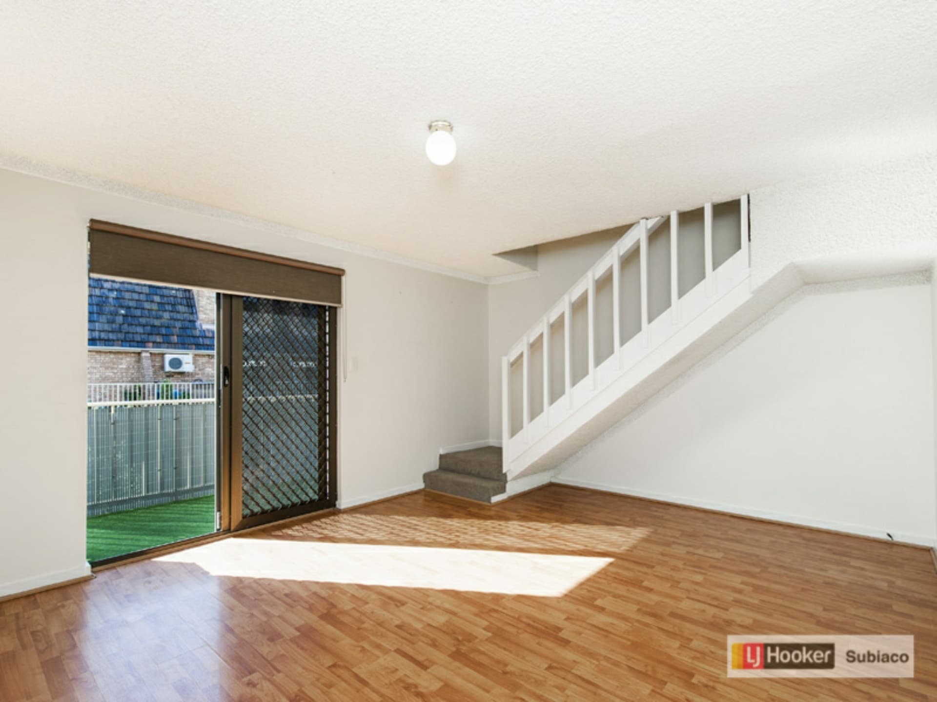 90/309 Harborne Street Glendalough WA, Glendalough - Image 1