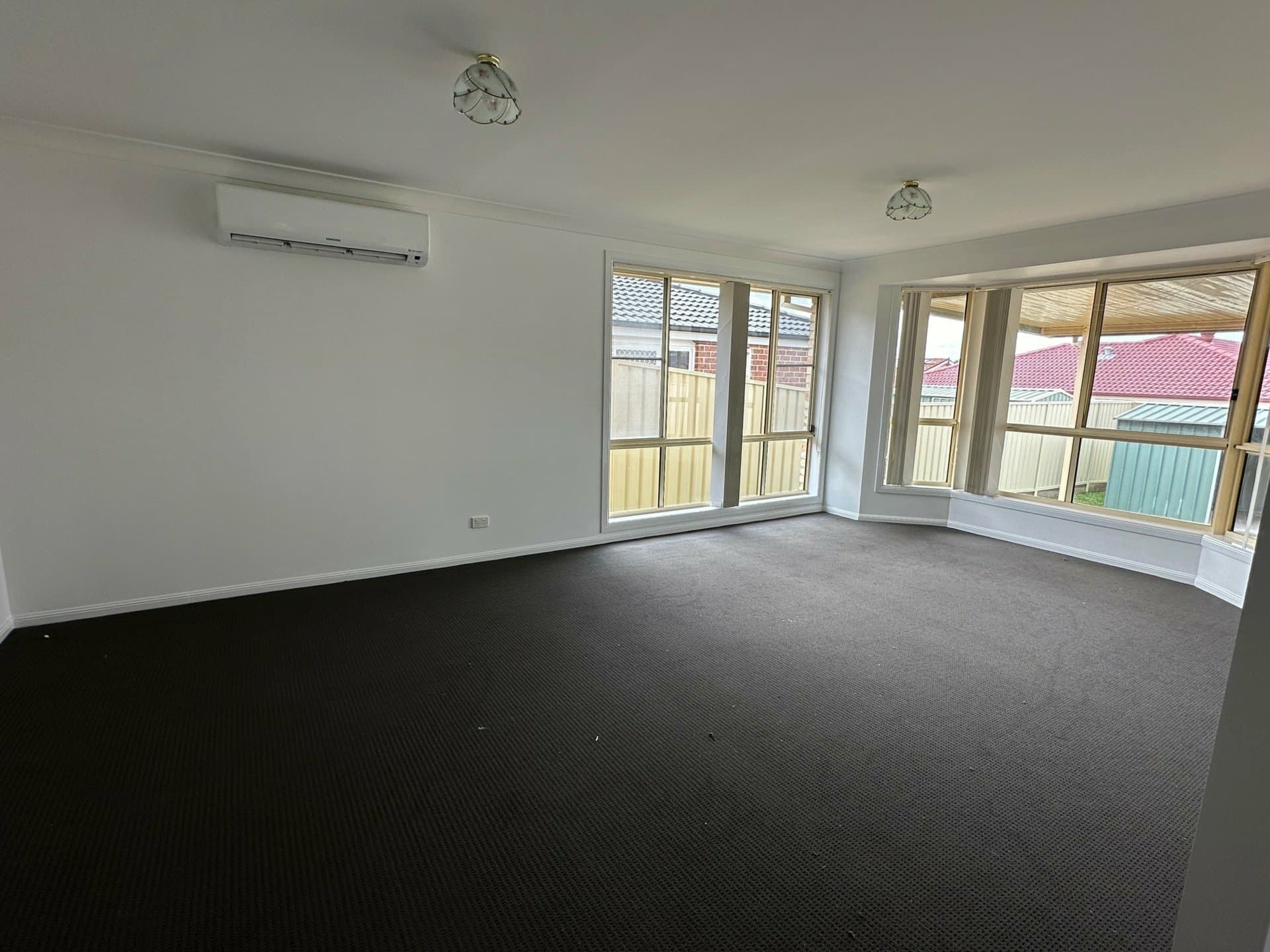 5 Minnek Place Glenmore Park NSW, Glenmore Park - Thumbnail 3