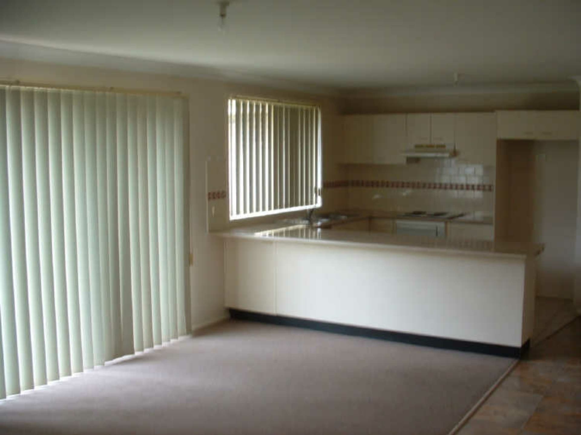 19 The Lakes Drives Glenmore Park NSW, Glenmore Park - Thumbnail 2