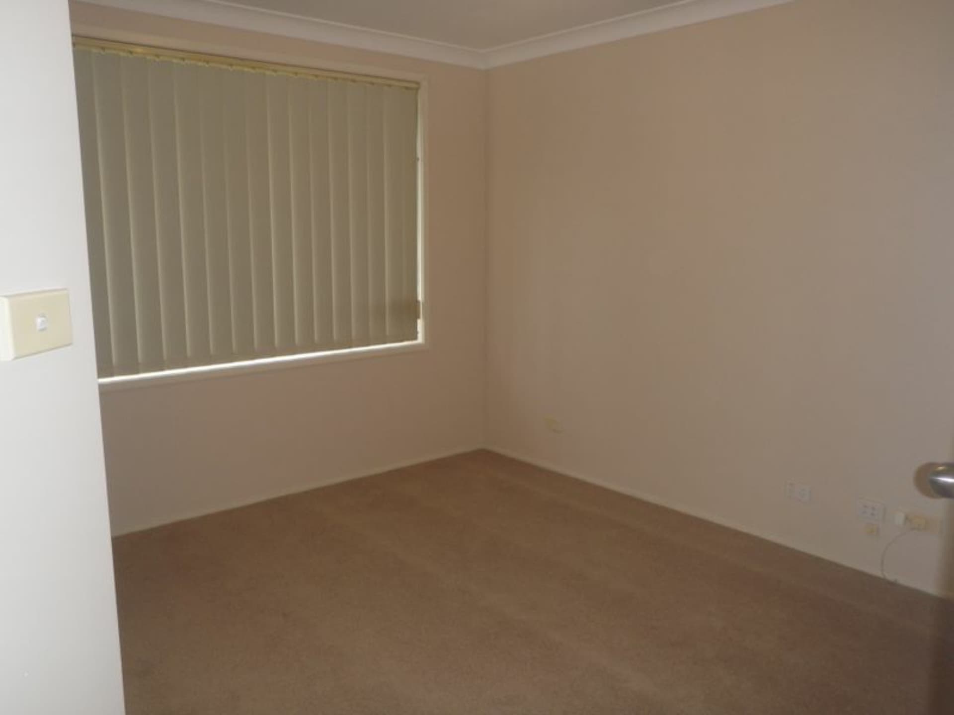 19 The Lakes Drives Glenmore Park NSW, Glenmore Park - Thumbnail 4