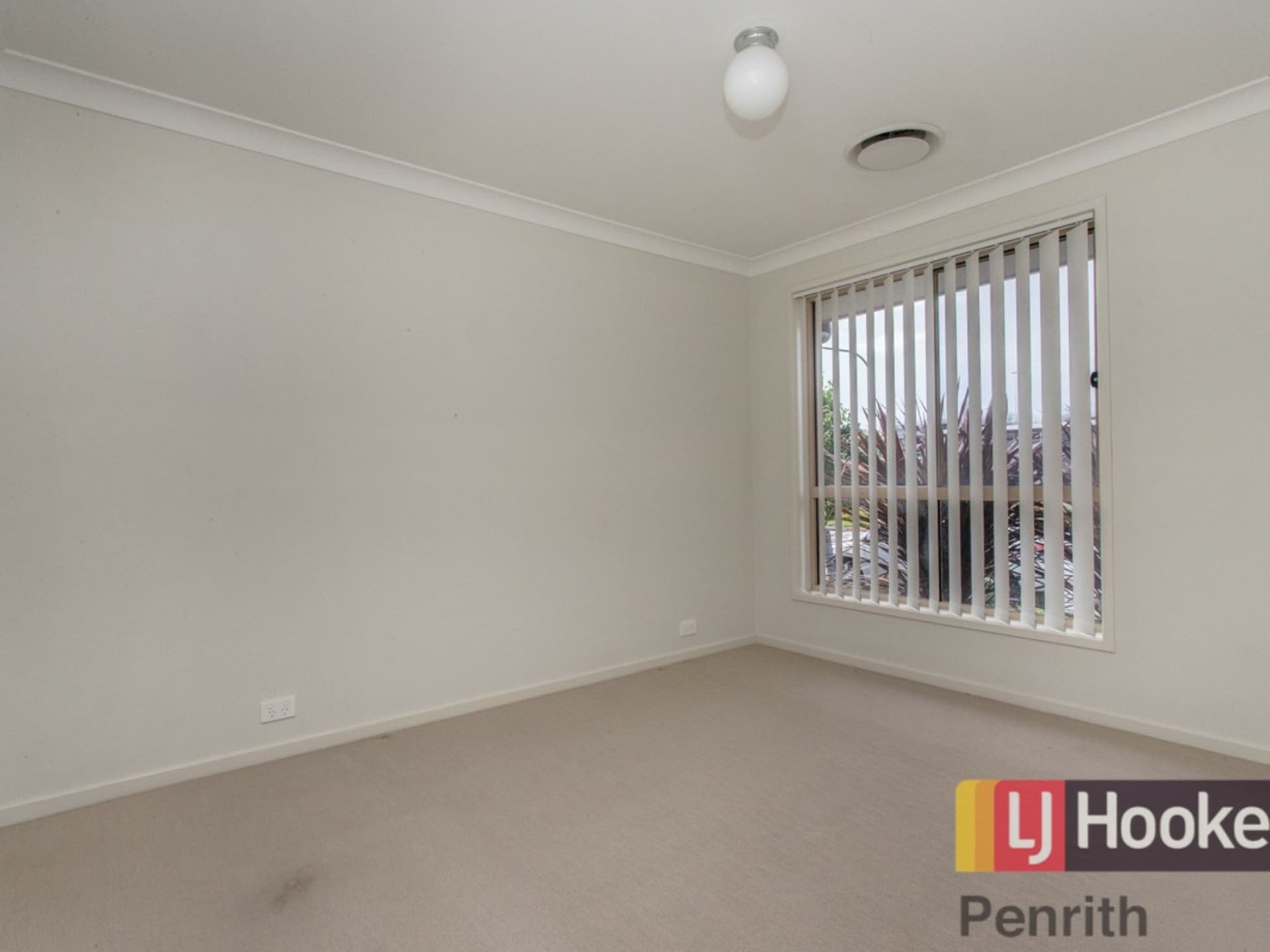 101 Glenmore Ridge Glenmore Park NSW, Glenmore Park - Thumbnail 3
