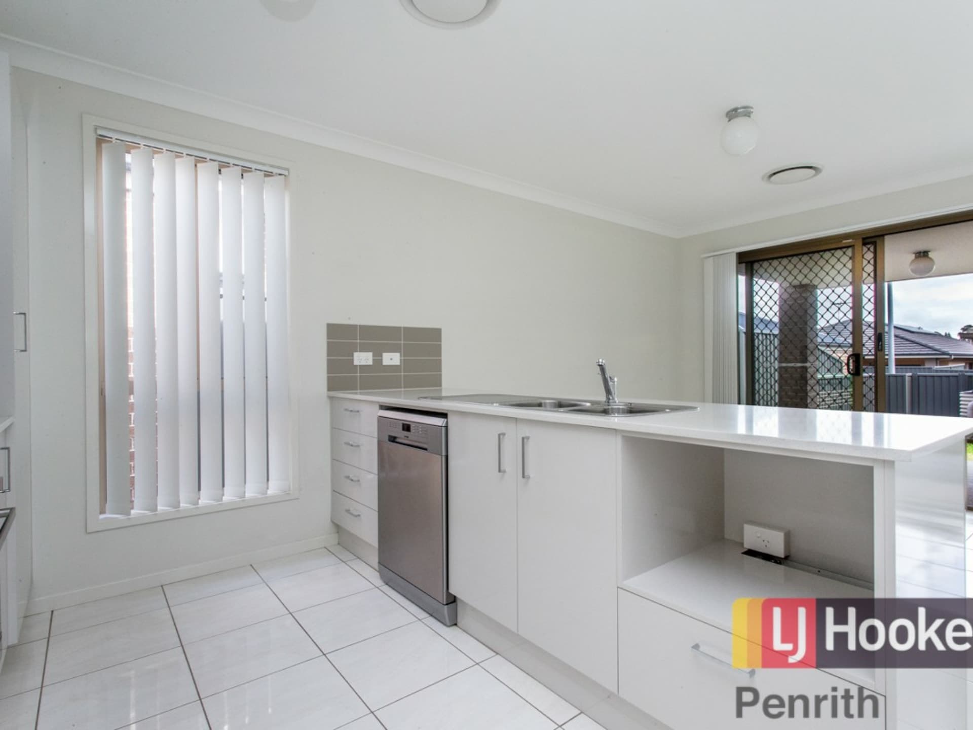 101 Glenmore Ridge Glenmore Park NSW, Glenmore Park - Thumbnail 5
