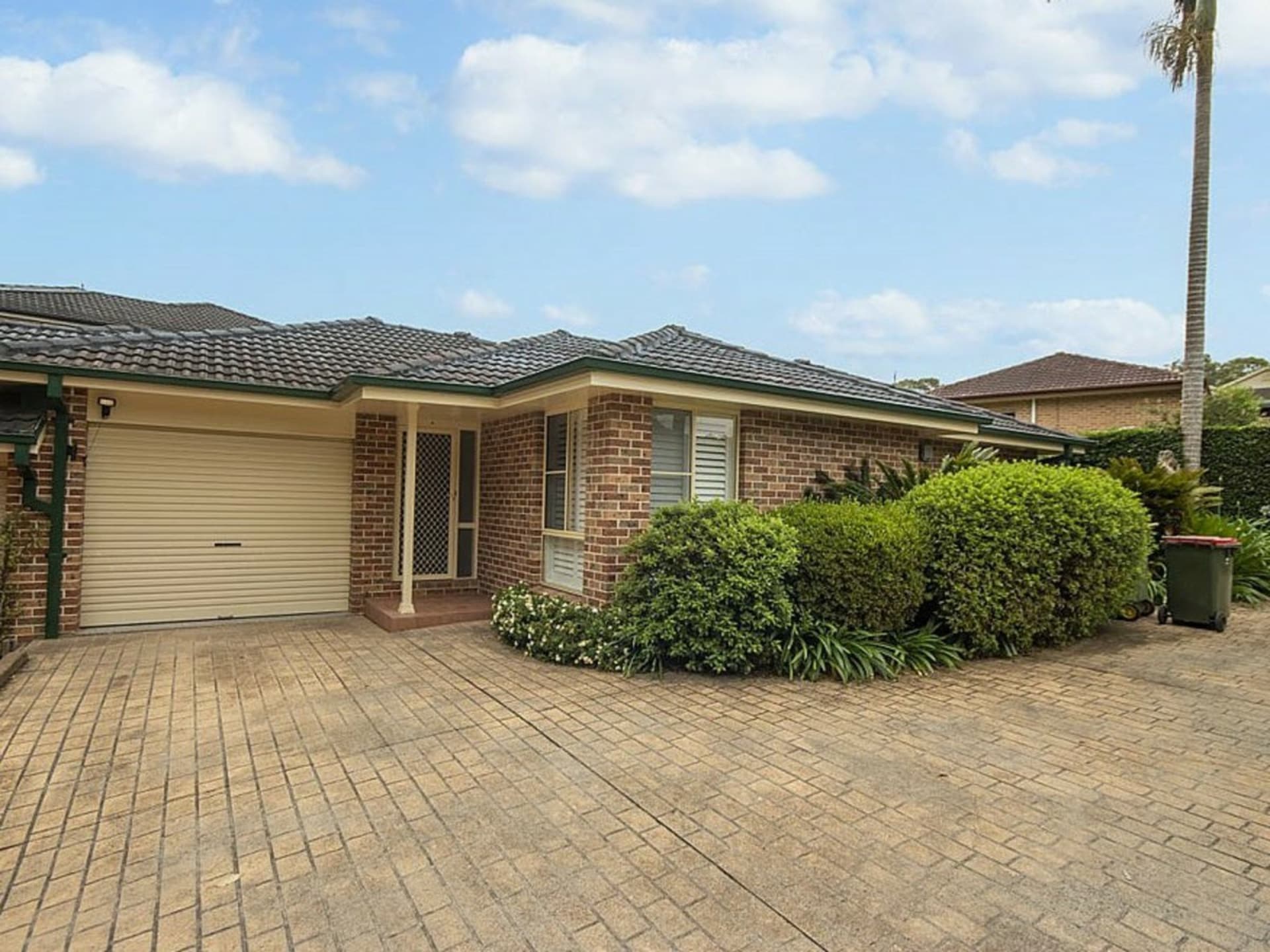 4/19, Glenning Valley - Image 1