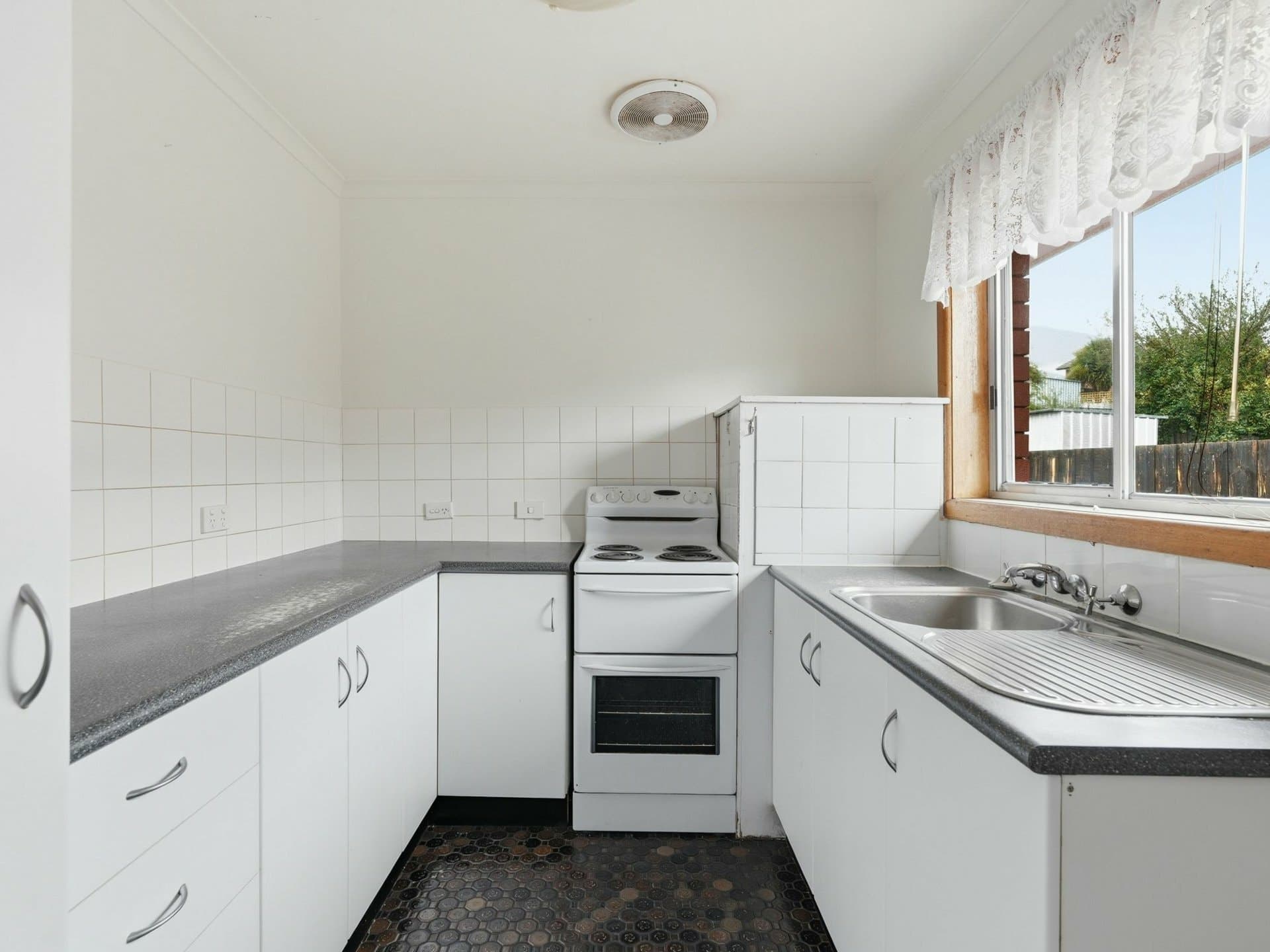 2/13 Sanders Street Glenorchy TAS, Glenorchy - Thumbnail 6