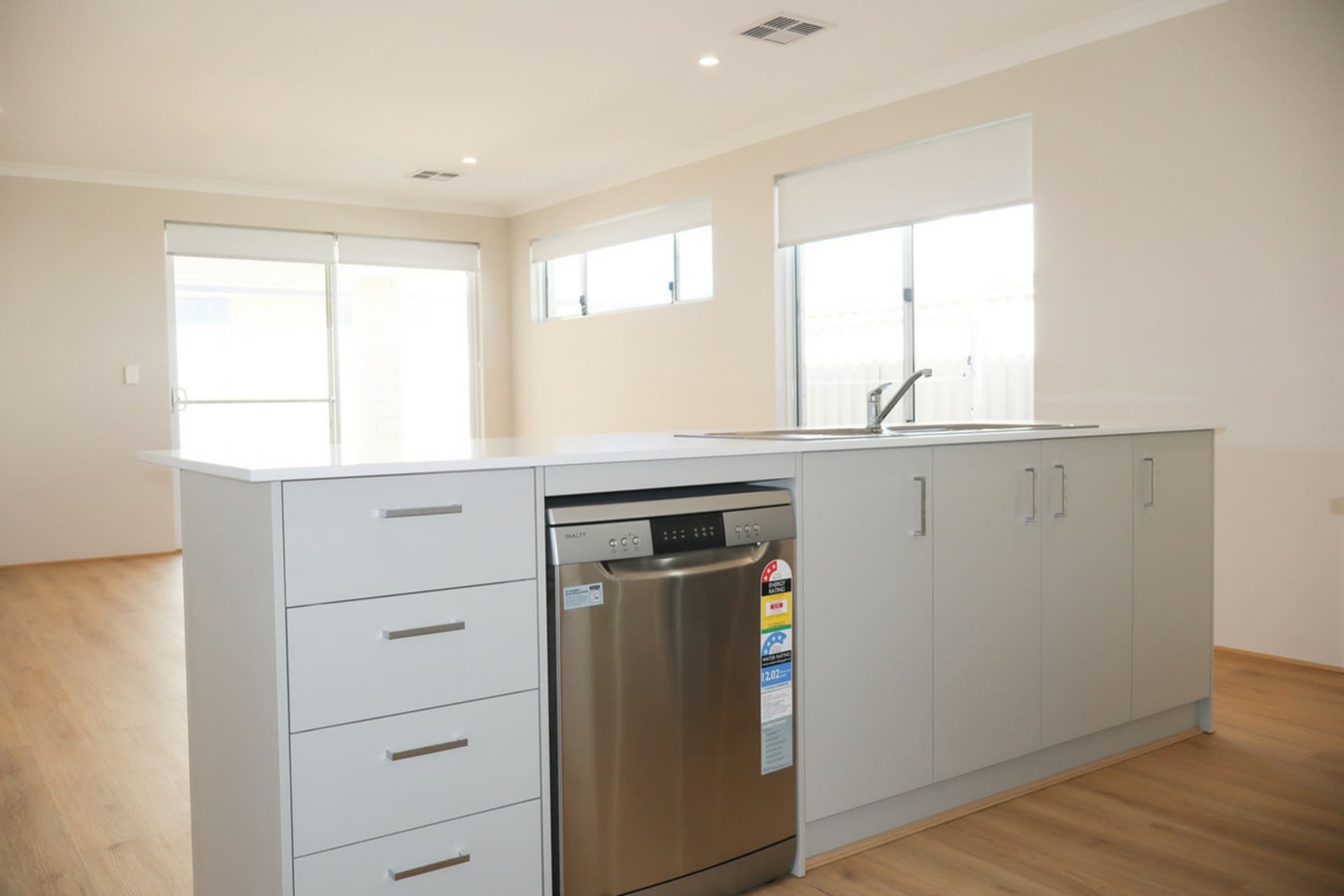 22 Rozelle View Golden Bay WA, Golden Bay - Thumbnail 6