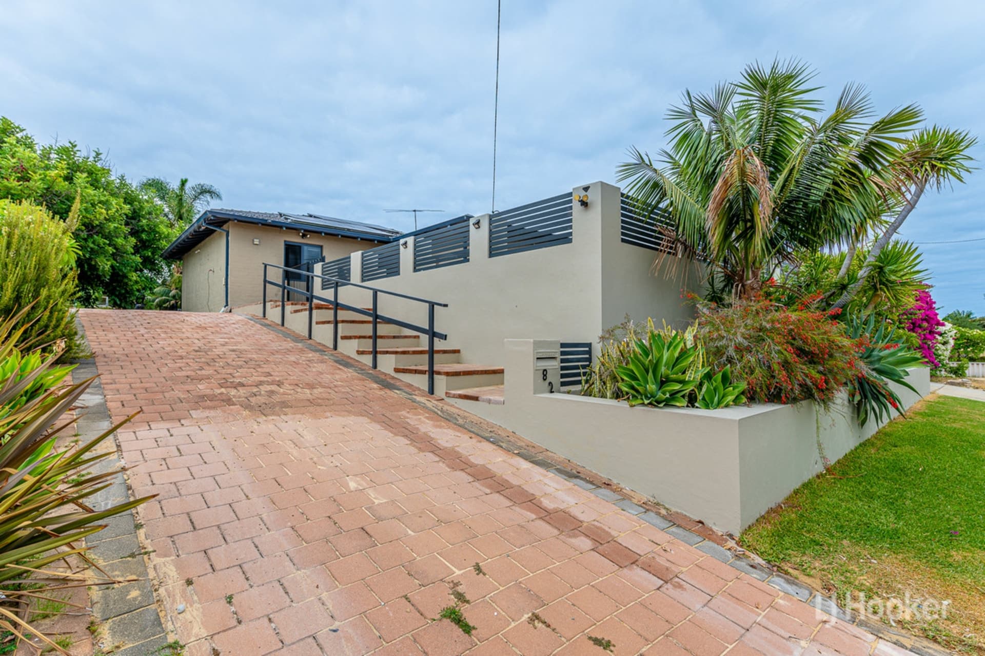 28 Karunjie Road Golden Bay WA, Golden Bay - Image 1