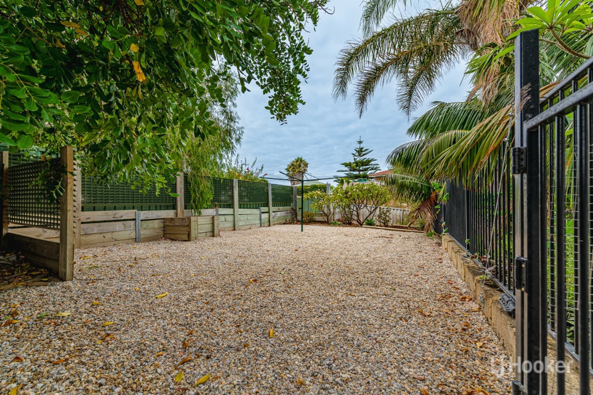 28 Karunjie Road Golden Bay WA, Golden Bay - Thumbnail 3