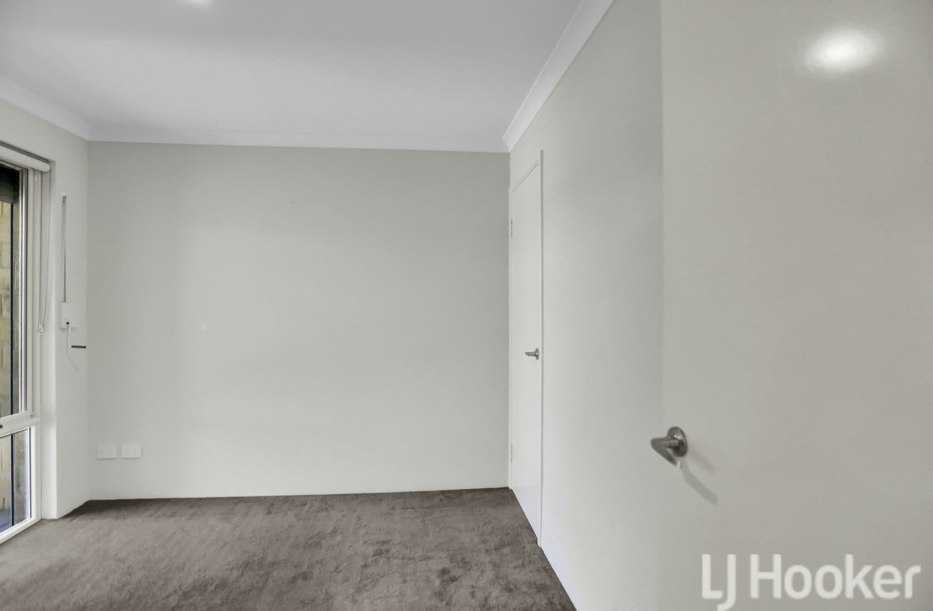 35 Adelong Avenue Golden Bay WA, Golden Bay - Thumbnail 7