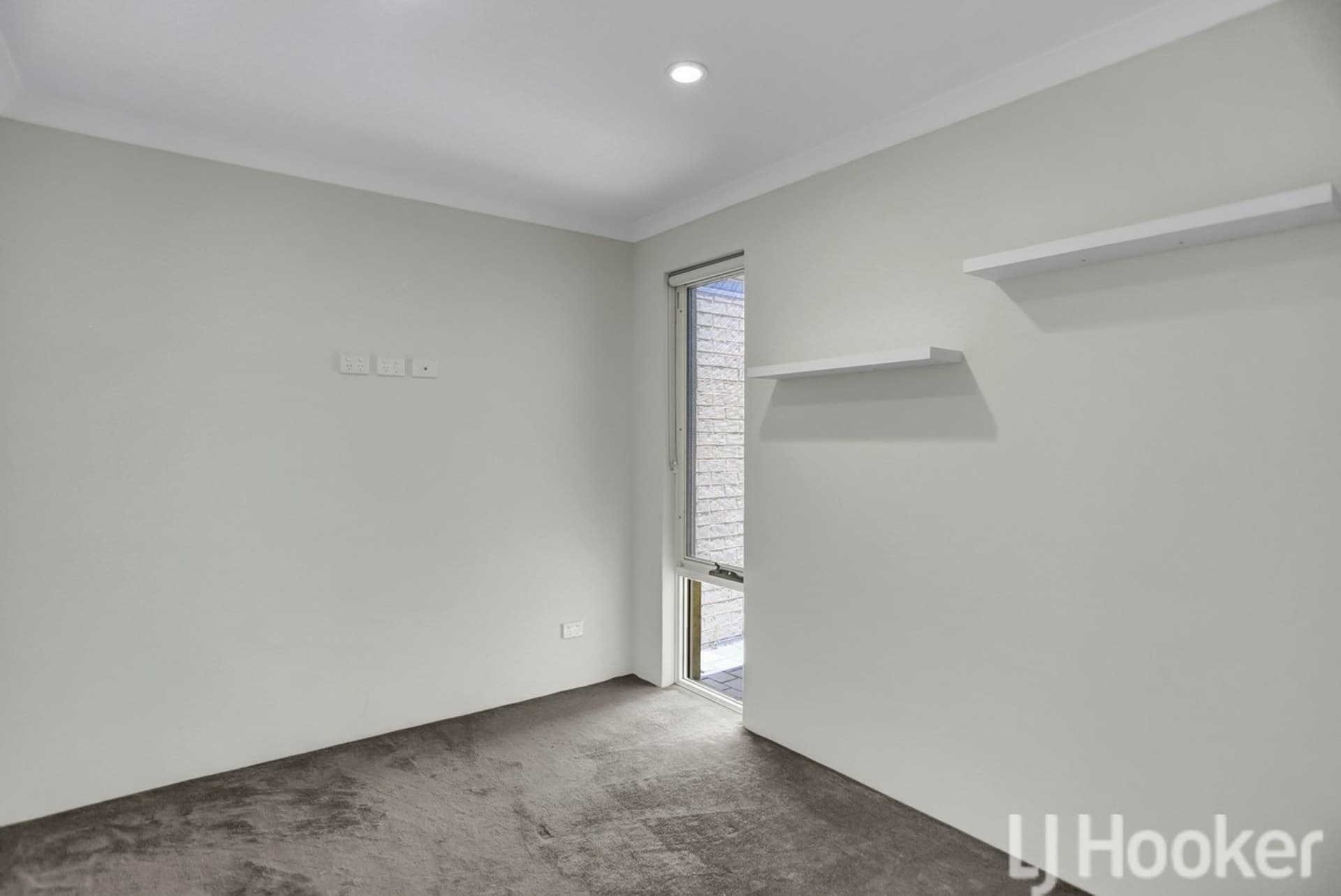 35 Adelong Avenue Golden Bay WA, Golden Bay - Thumbnail 8